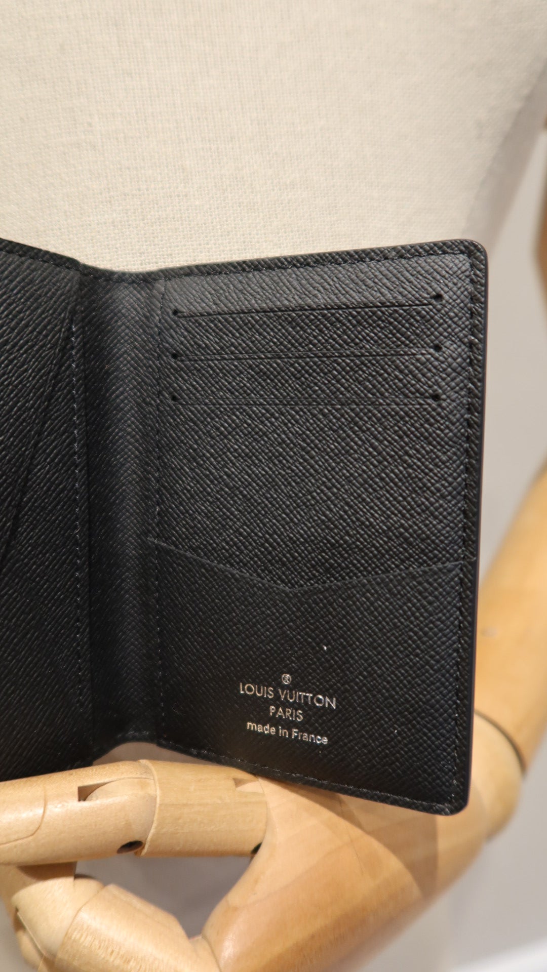 Louis Vuitton Cardholder