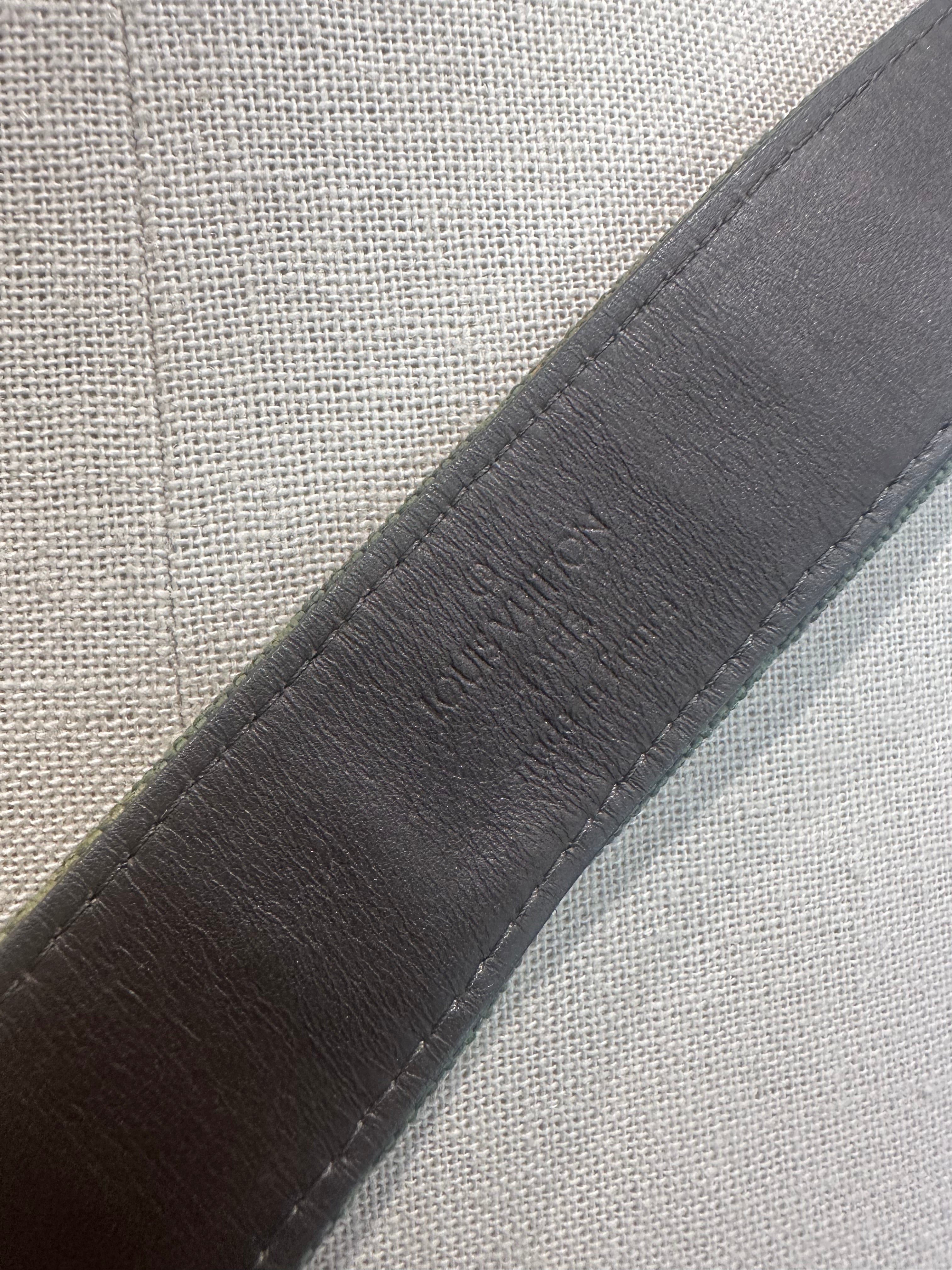 Louis Vuitton Mens Belt (90/36)