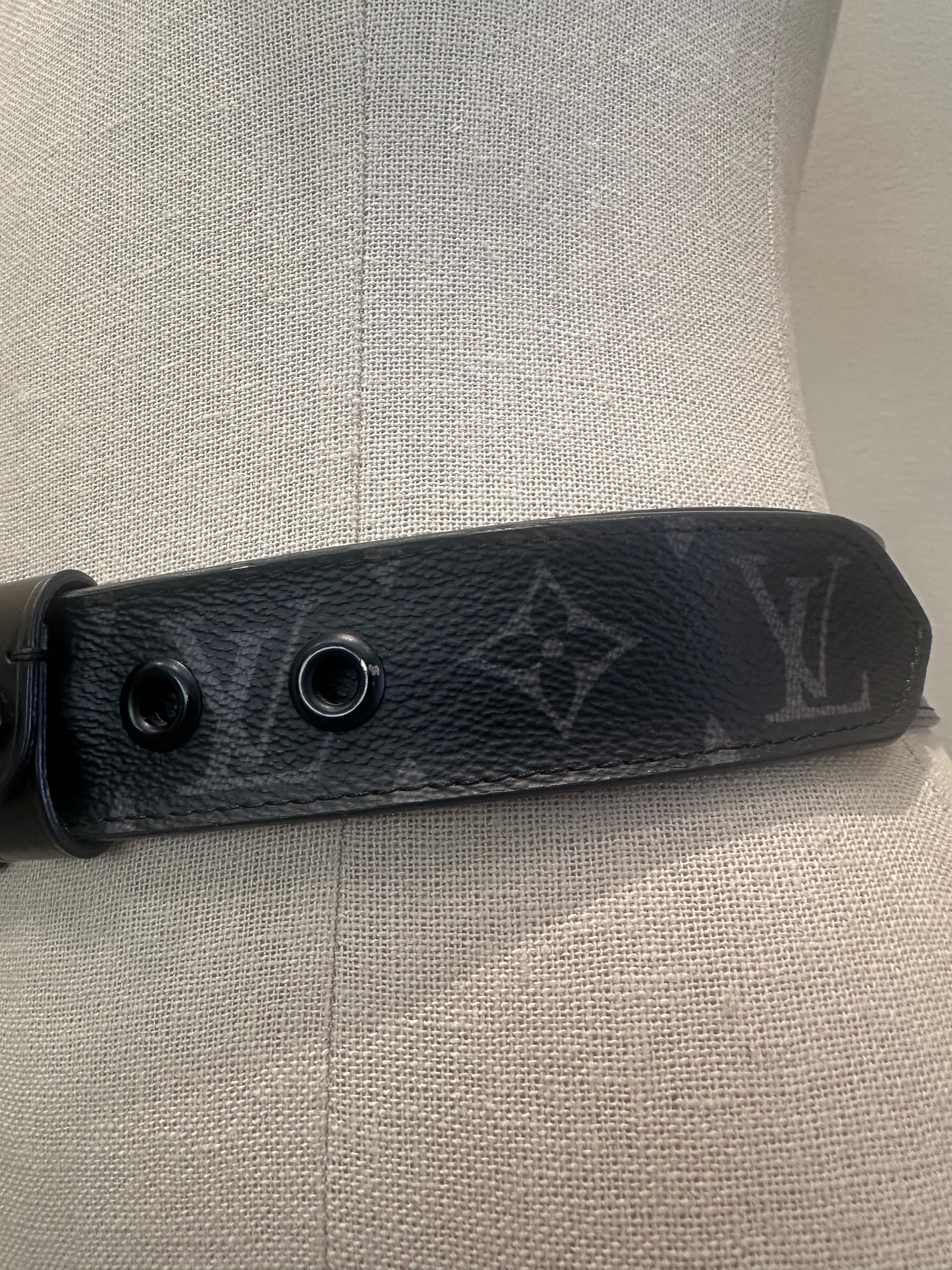 Louis Vuitton Mens Belt (100/40)