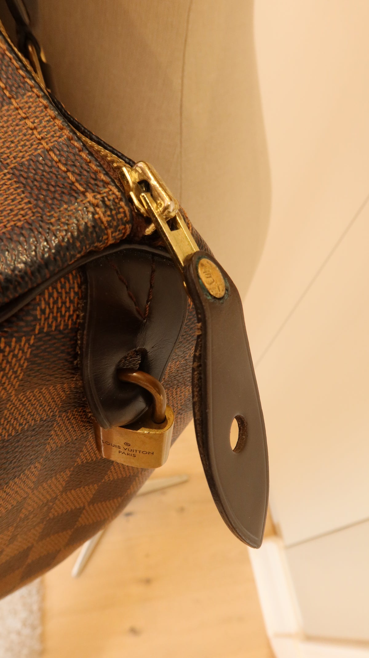 Louis Vuitton Speedy 30
