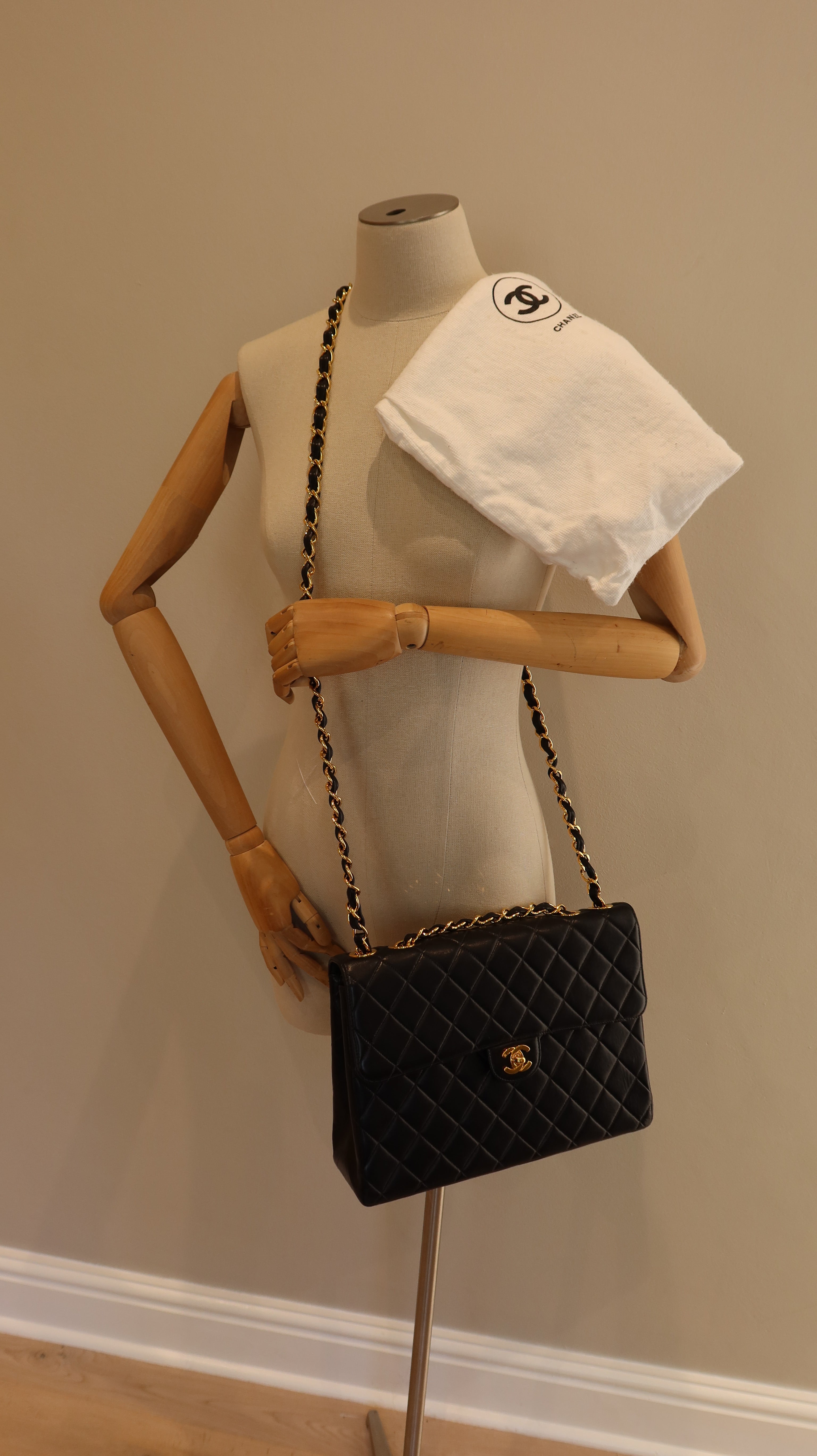 Chanel Classic Jumbo Single Flap Bag
