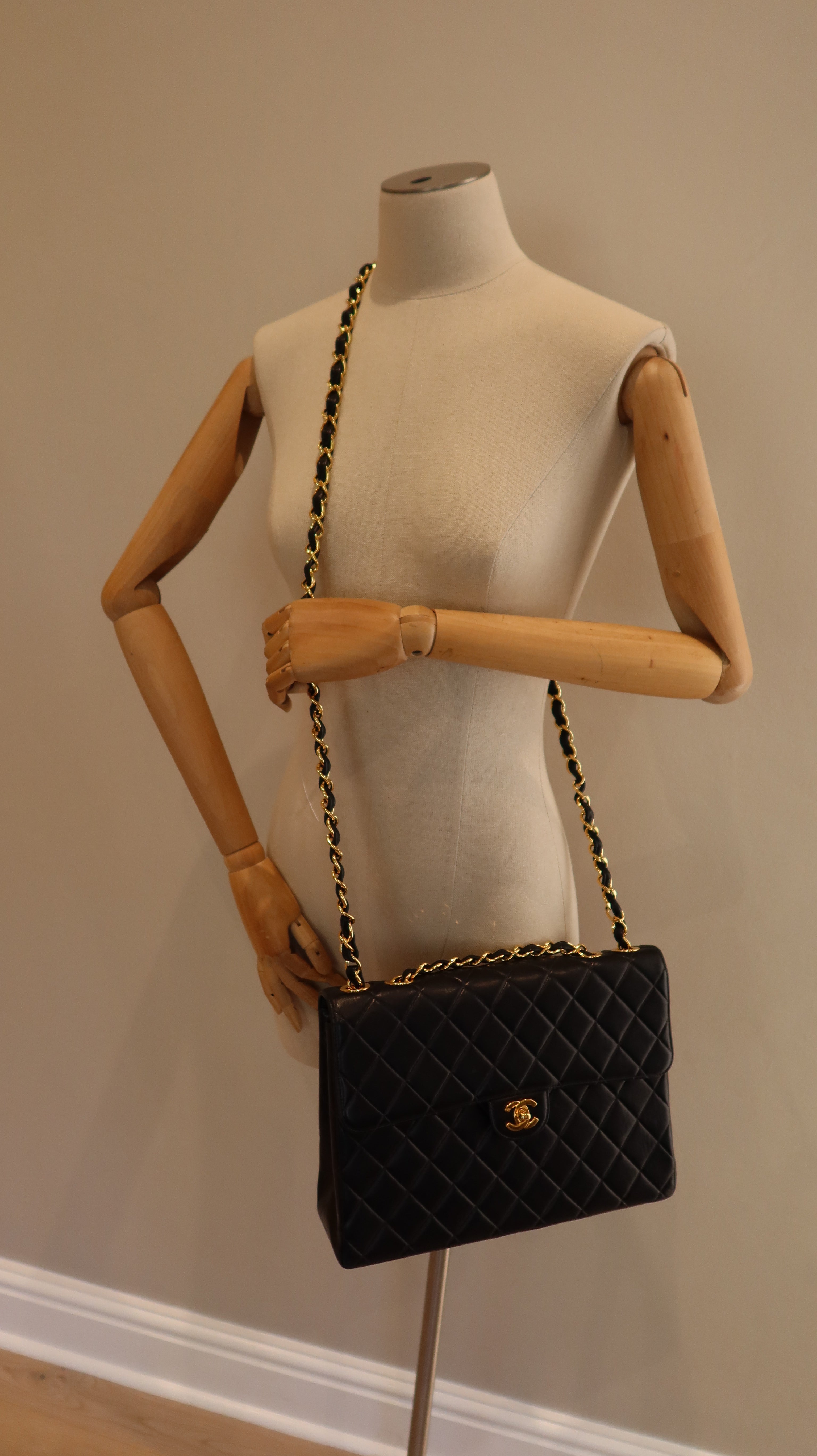 Chanel Classic Jumbo Single Flap Bag