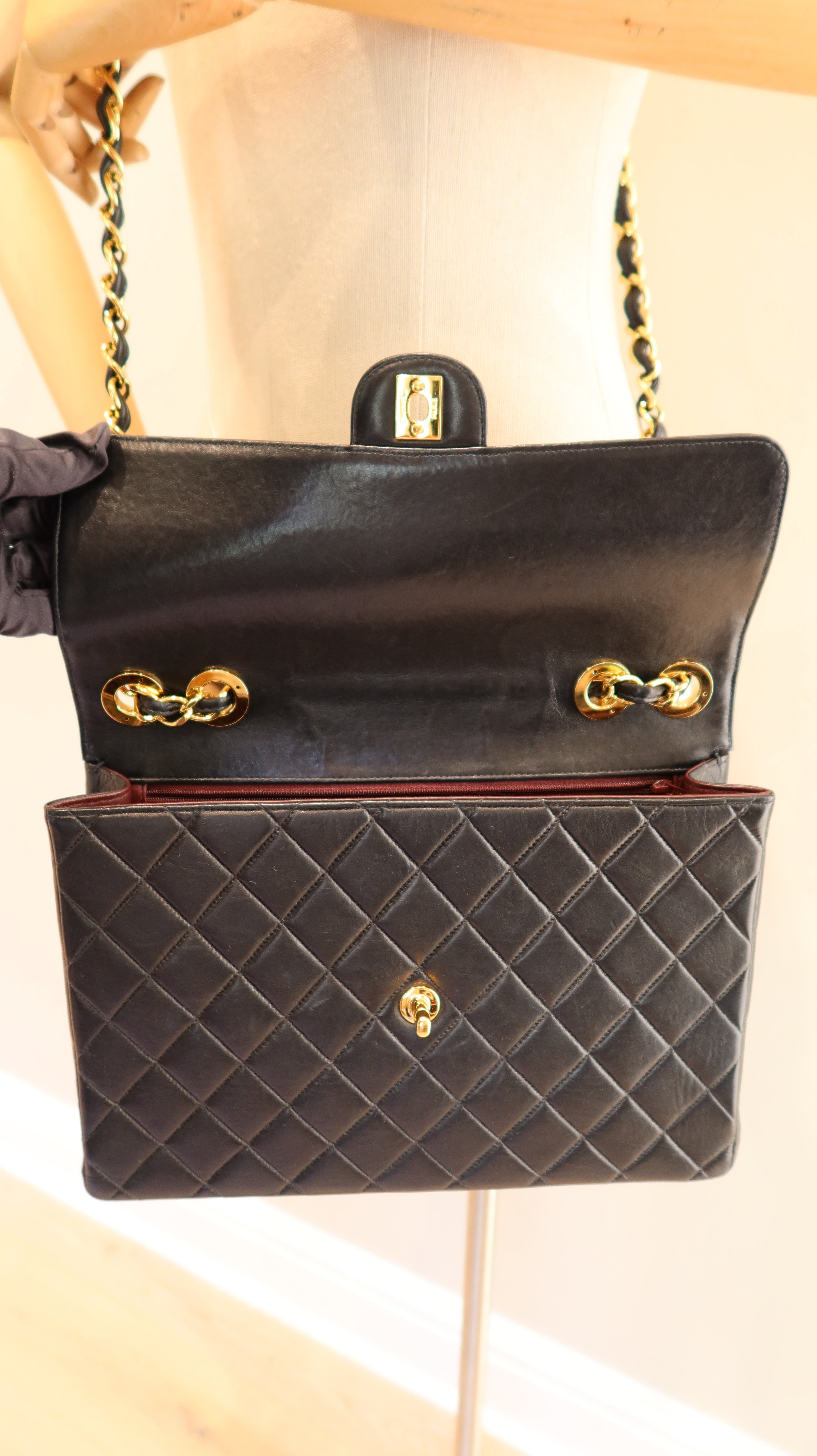 Chanel Classic Jumbo Single Flap Bag