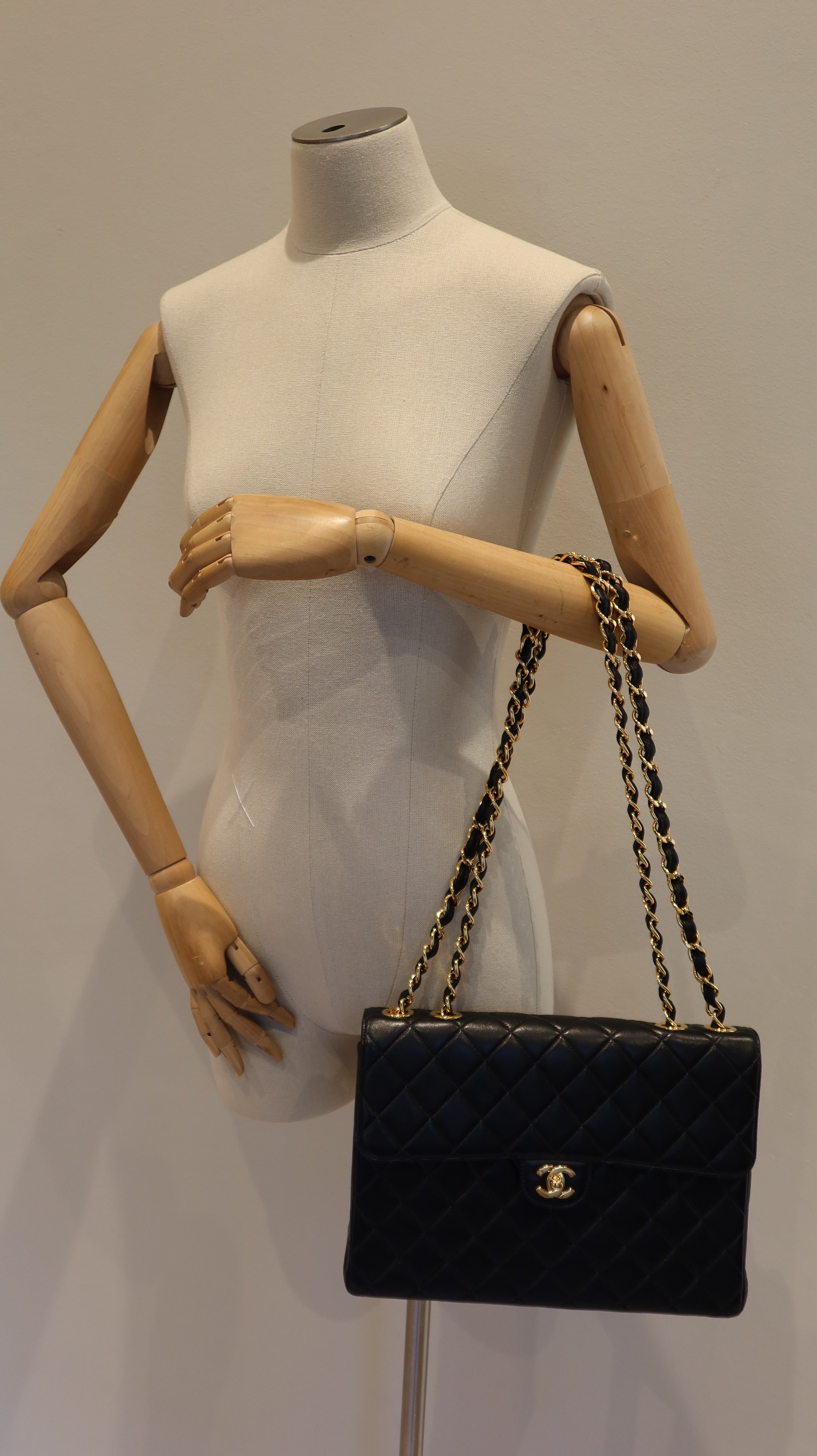 Chanel Classic Jumbo Single Flap Bag
