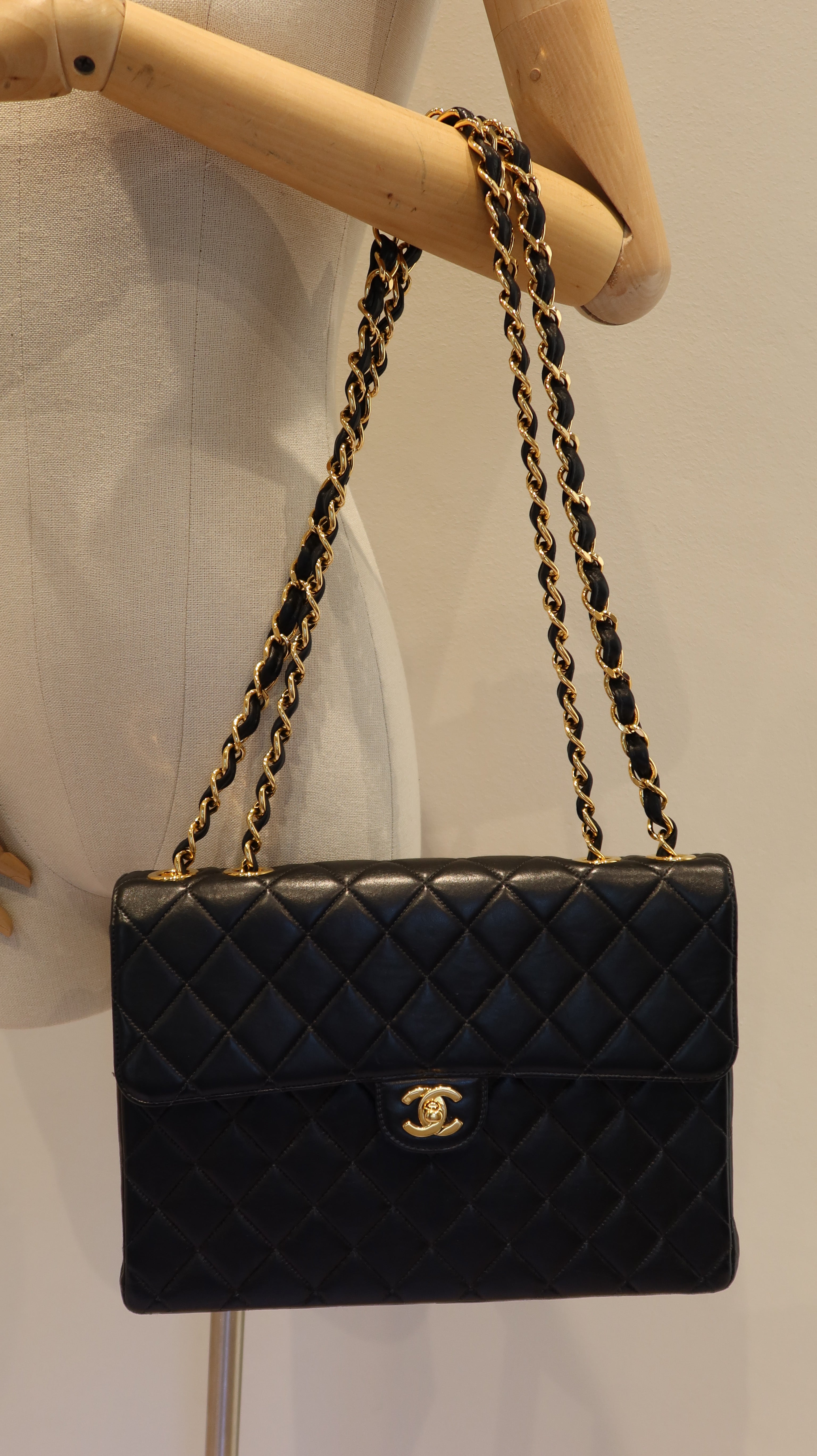 Chanel Classic Jumbo Single Flap Bag