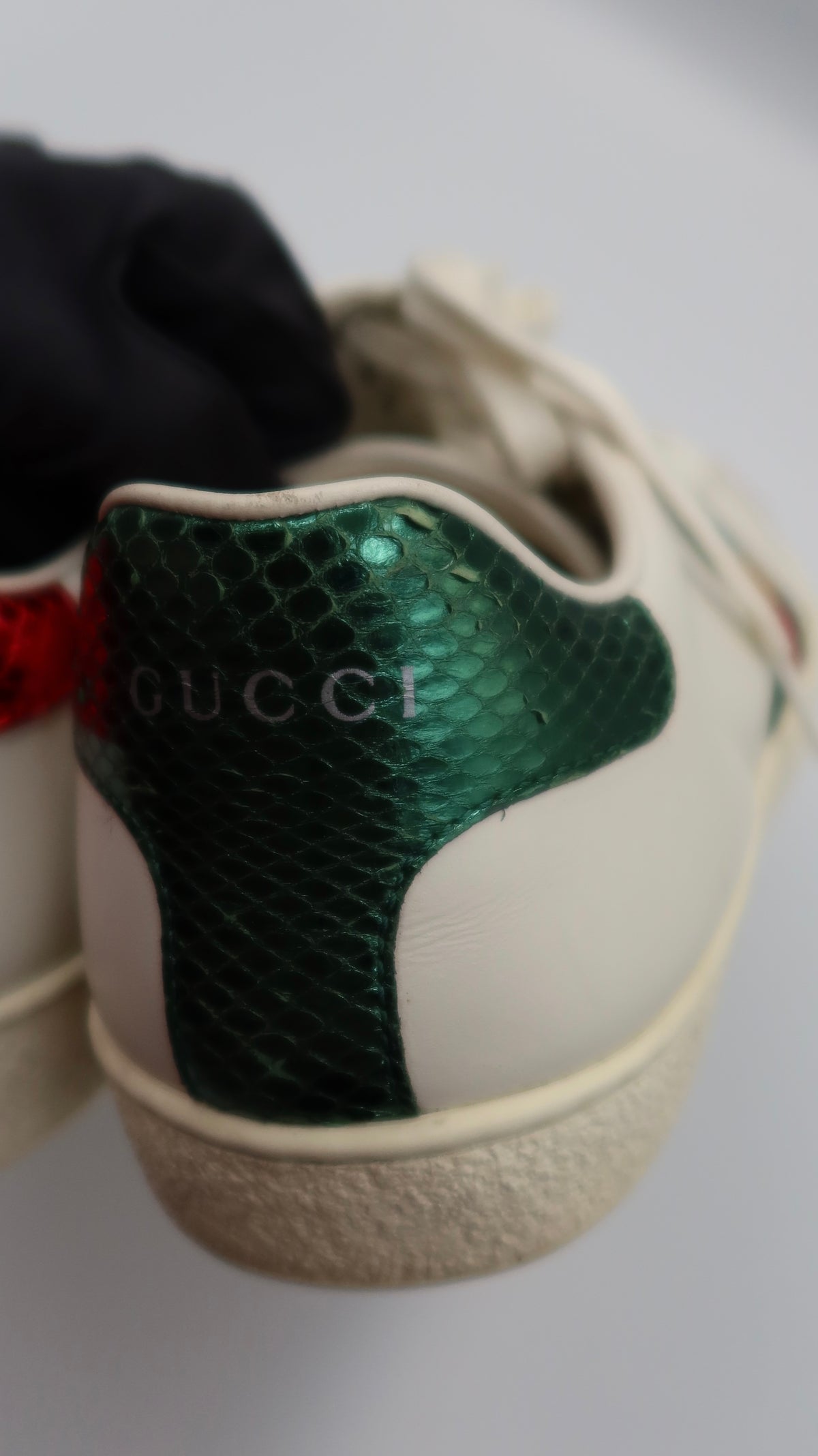 Gucci Sneakers (EU40)