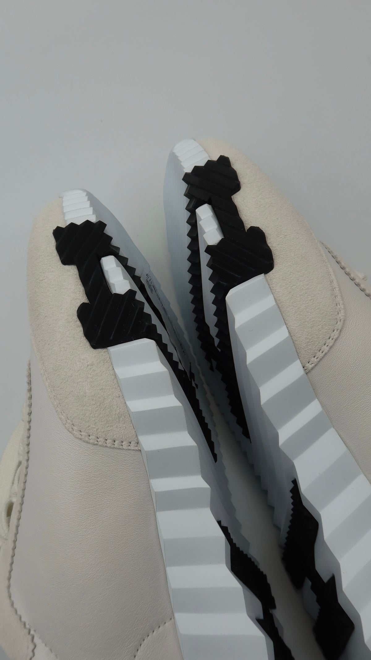 Hermès Bouncing Sneakers (EU39)