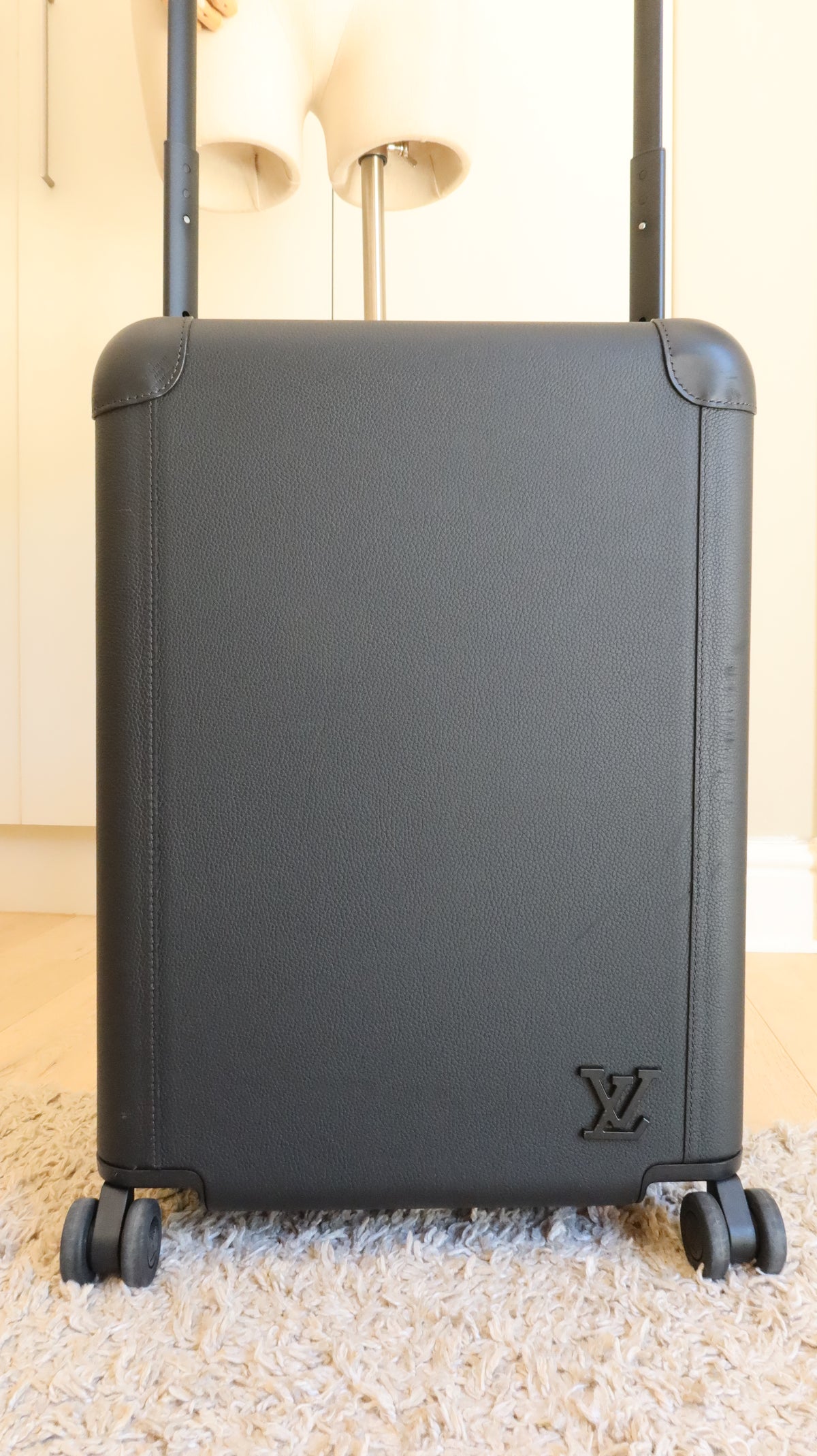 Louis Vuitton Horizon 55 Rolling Suitcase