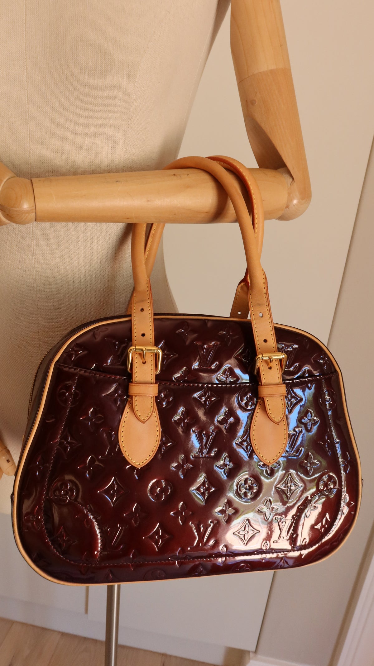 Louis Vuitton Summit Drive Bag