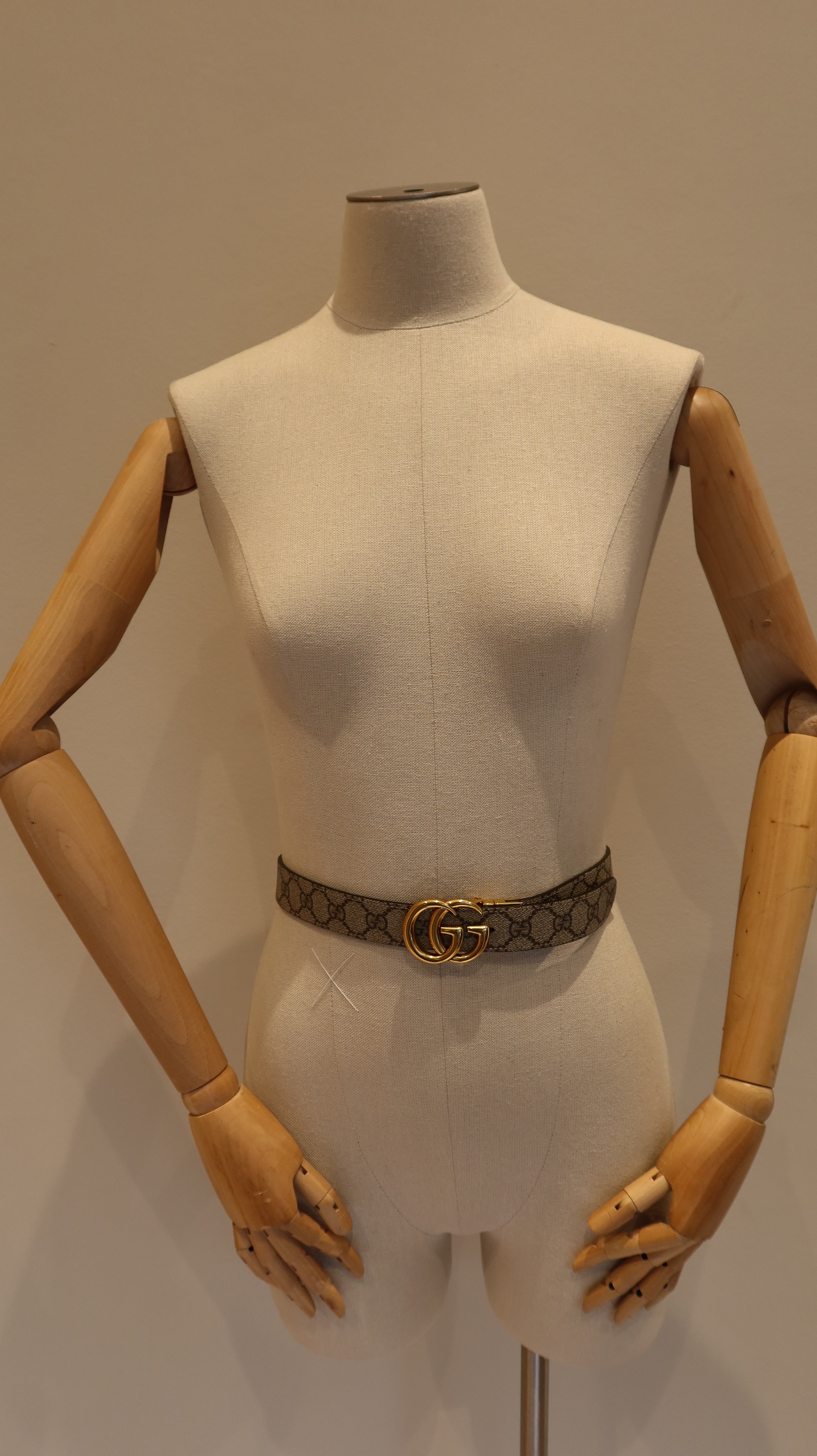 Gucci Reversible Belt (85/34)