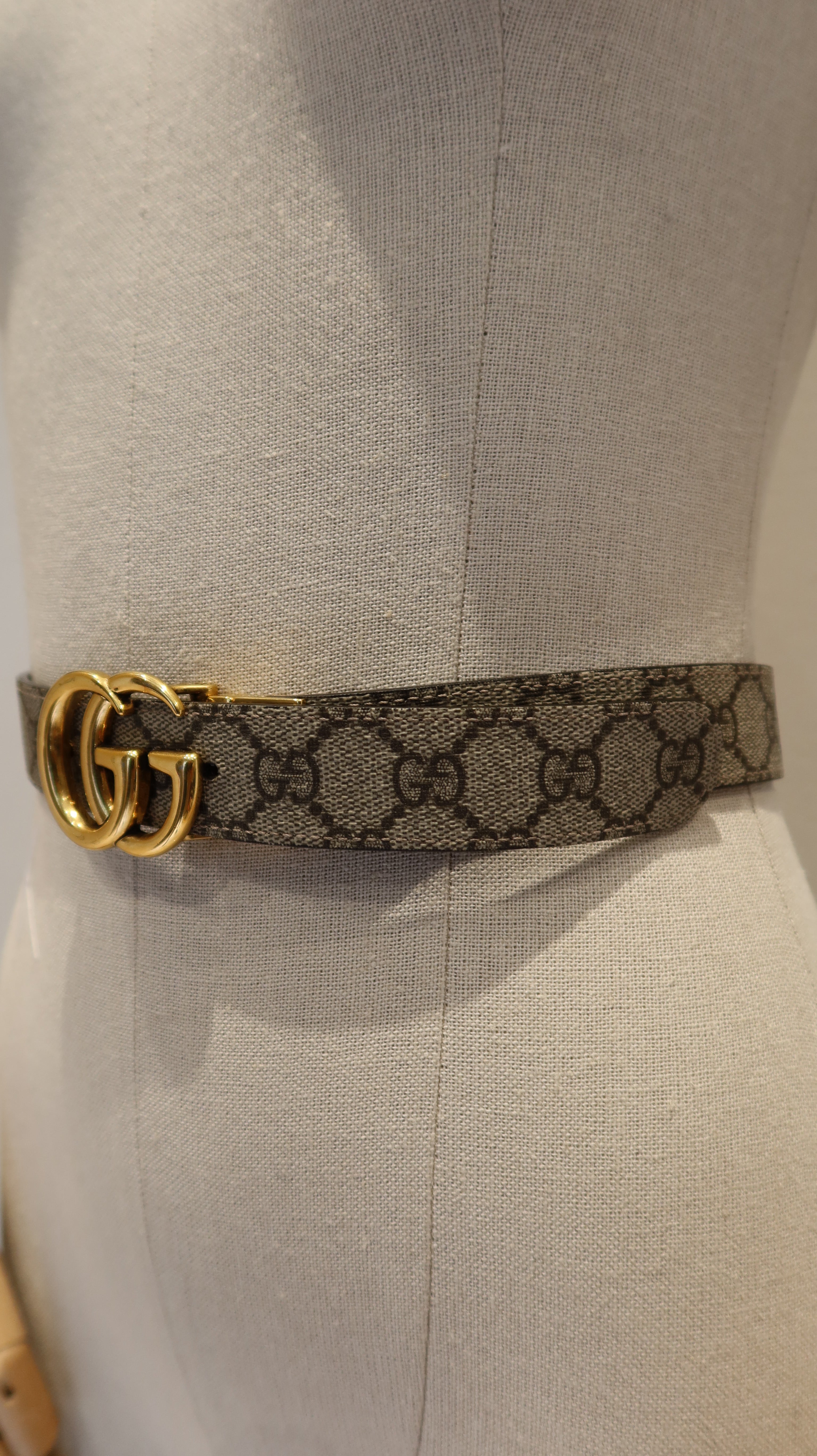 Gucci Reversible Belt (85/34)