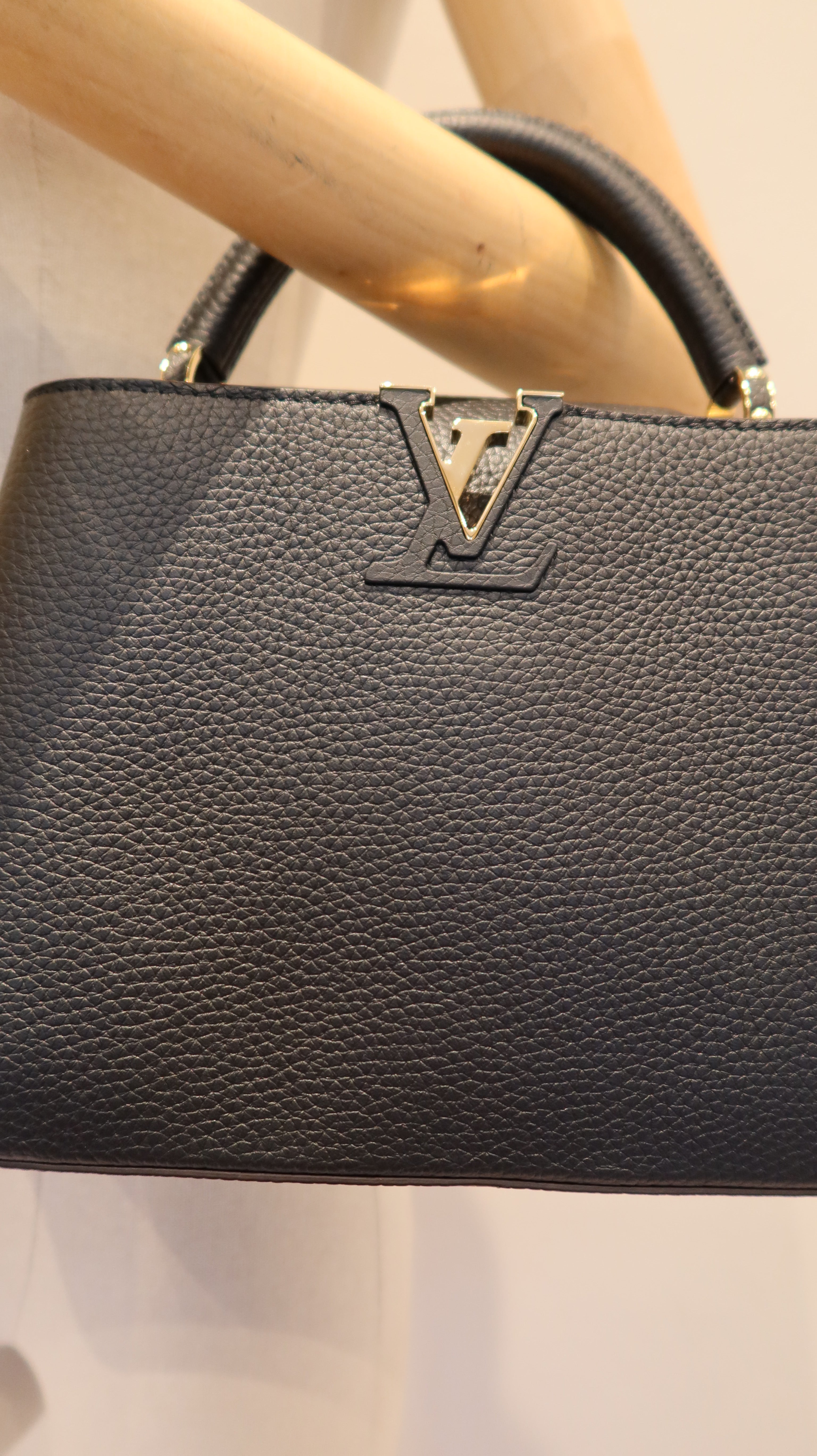 Louis Vuitton Capucines BB
