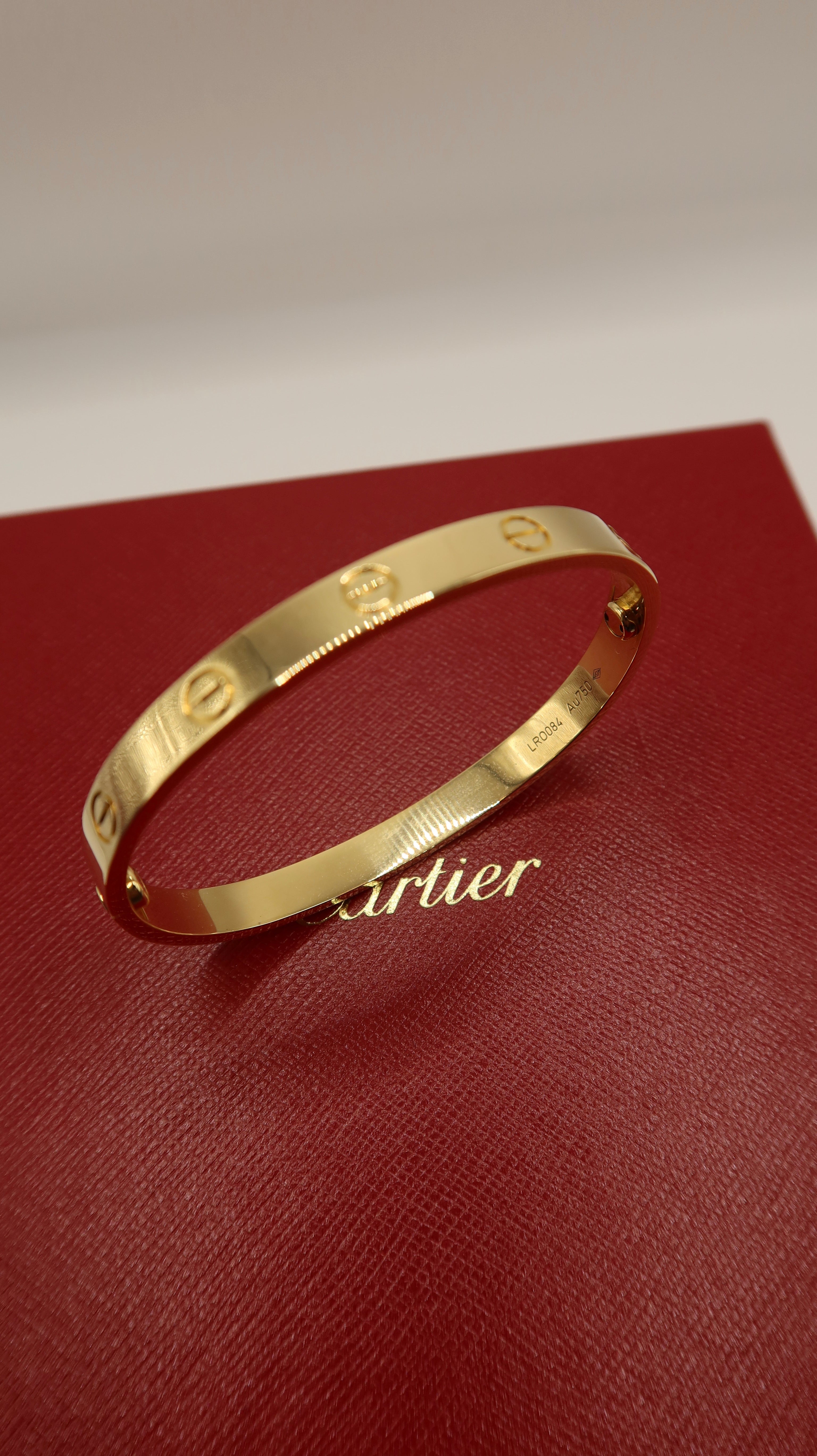Cartier Love Bracelet (17/YG)