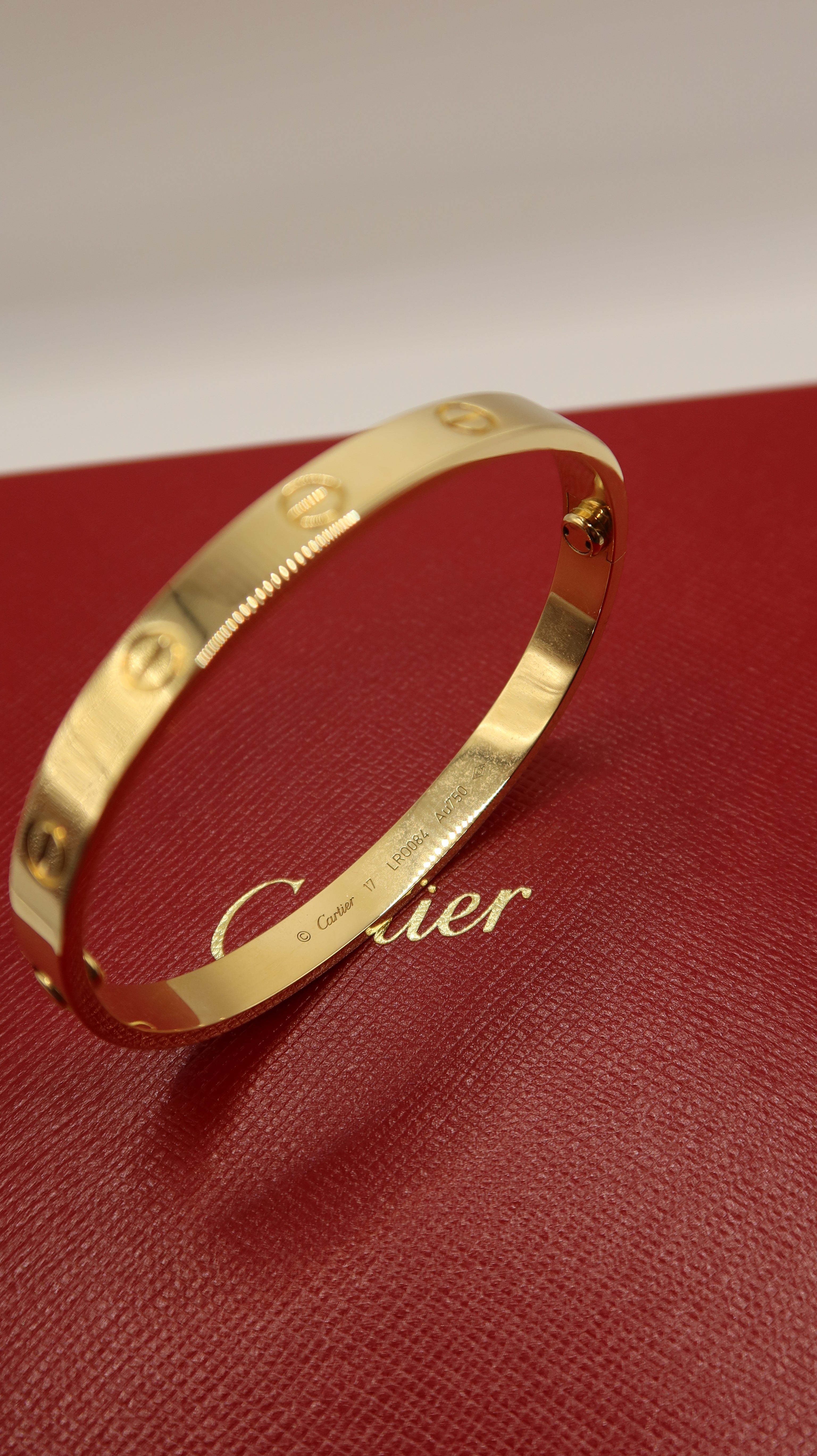 Cartier Love Bracelet (17/YG)