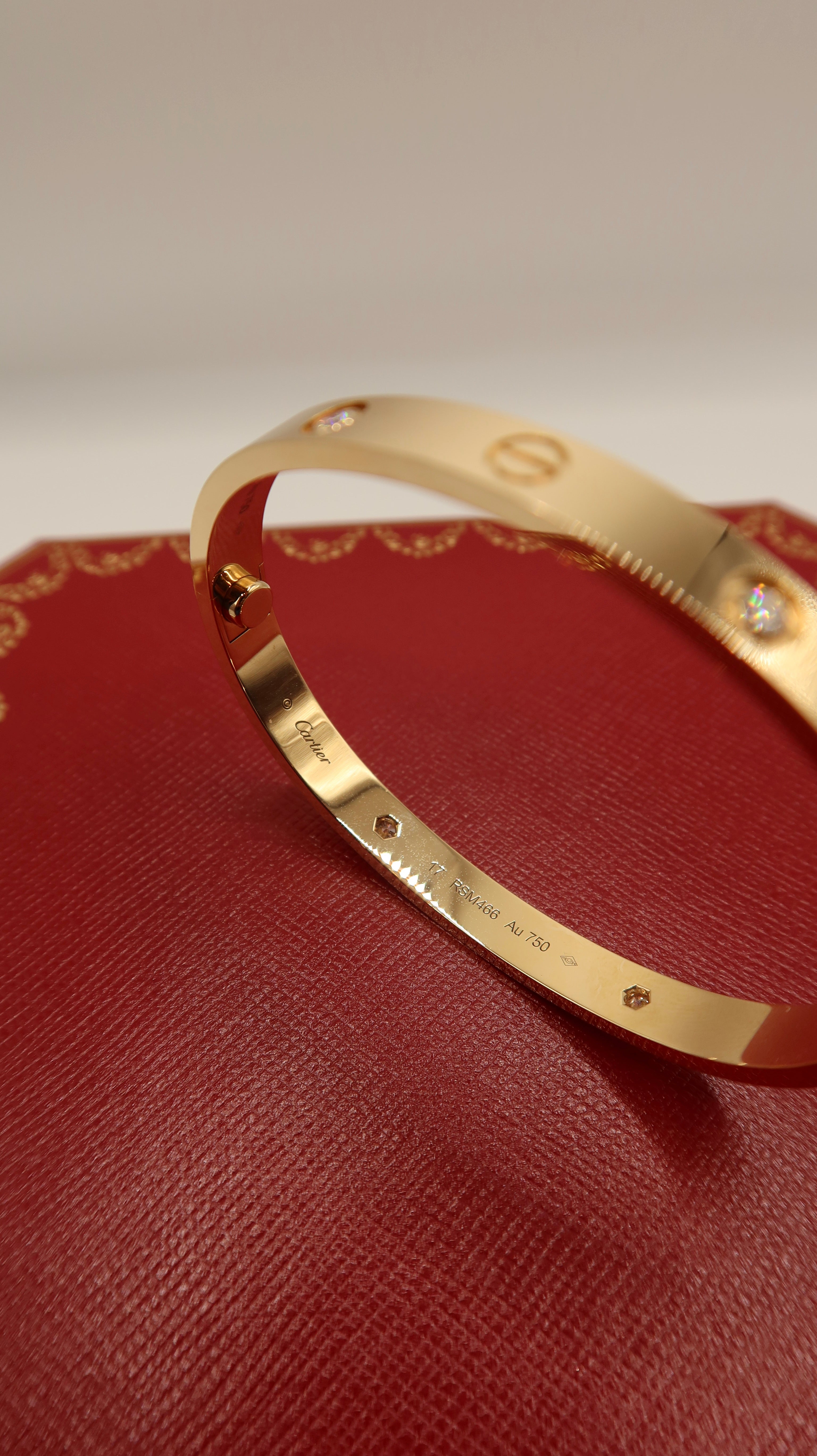 Cartier Love Bracelet (Half Diamonds/17/PG)