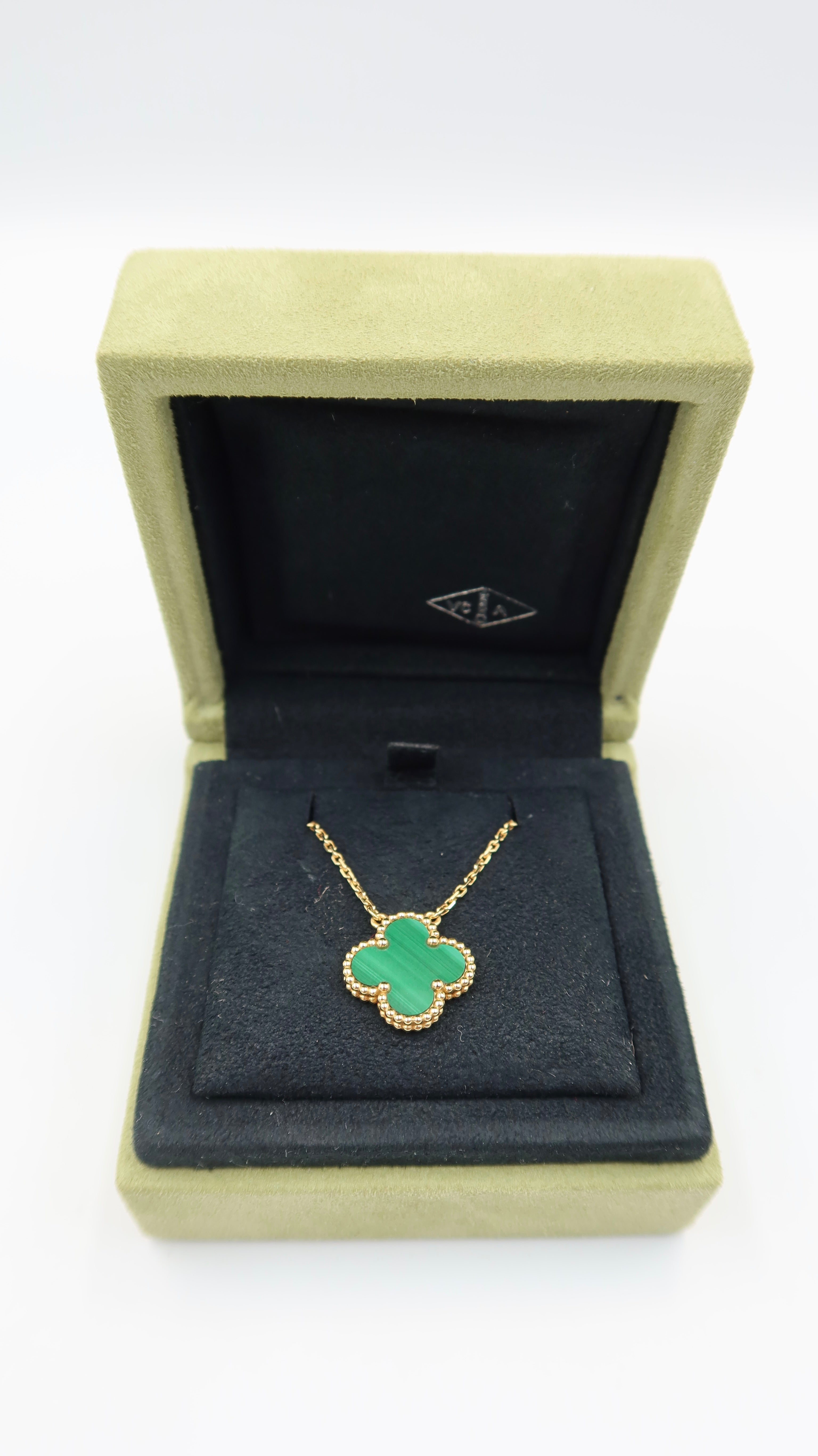 Van Cleef & Arpels Vintage Alhambra Malachite Necklace