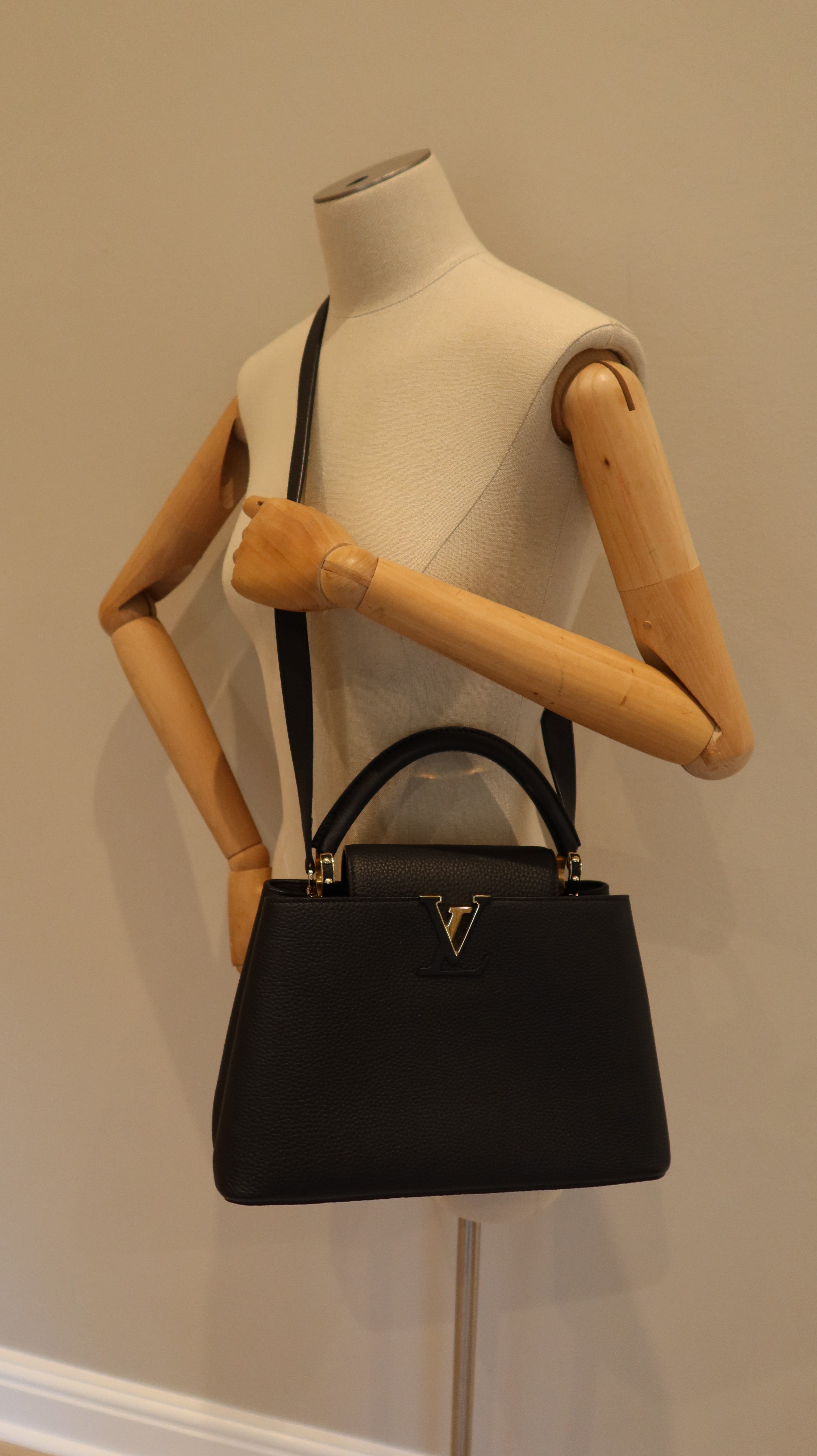 Louis Vuitton Capucines MM *Full Set*