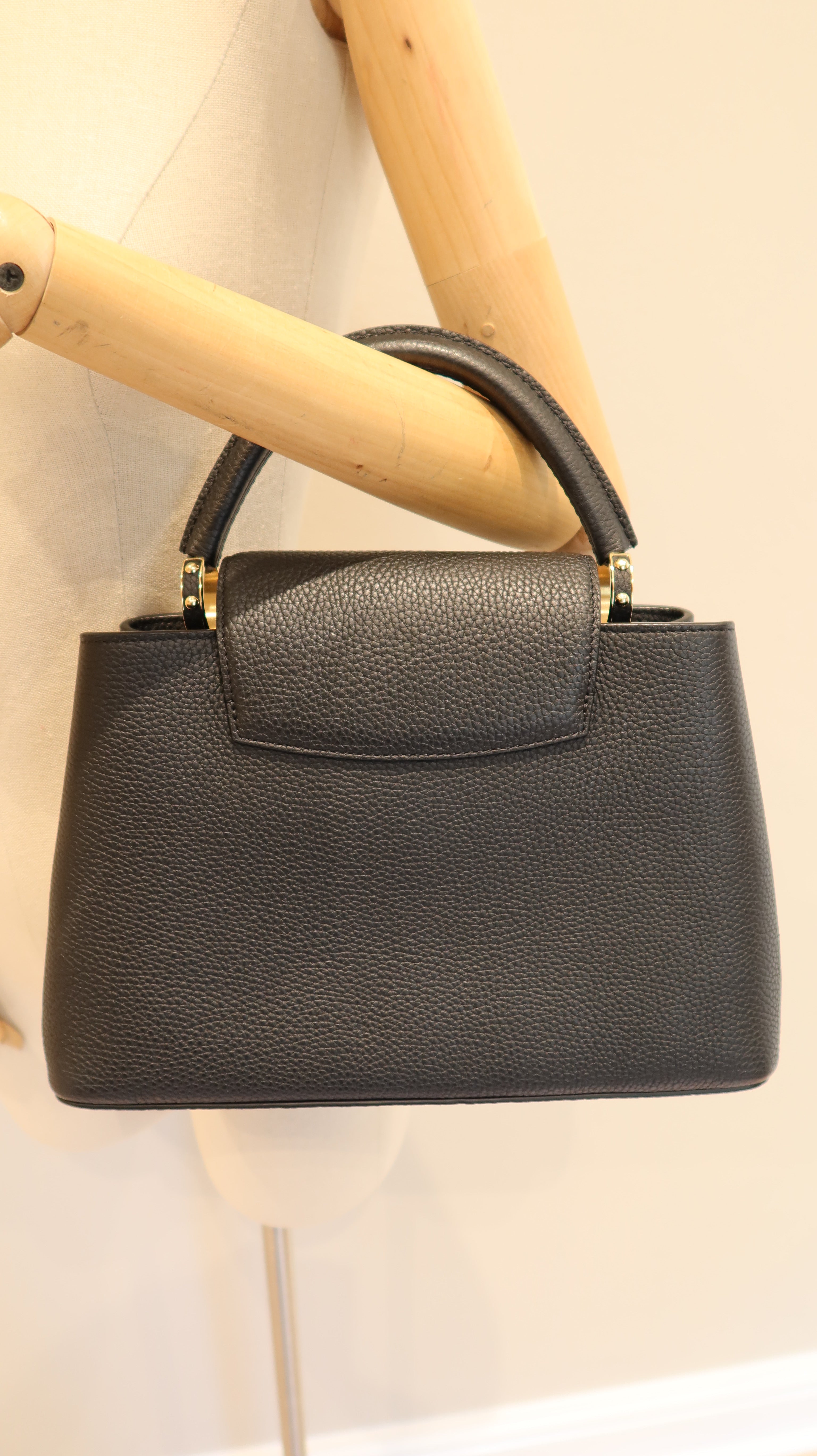 Louis Vuitton Capucines MM *Full Set*