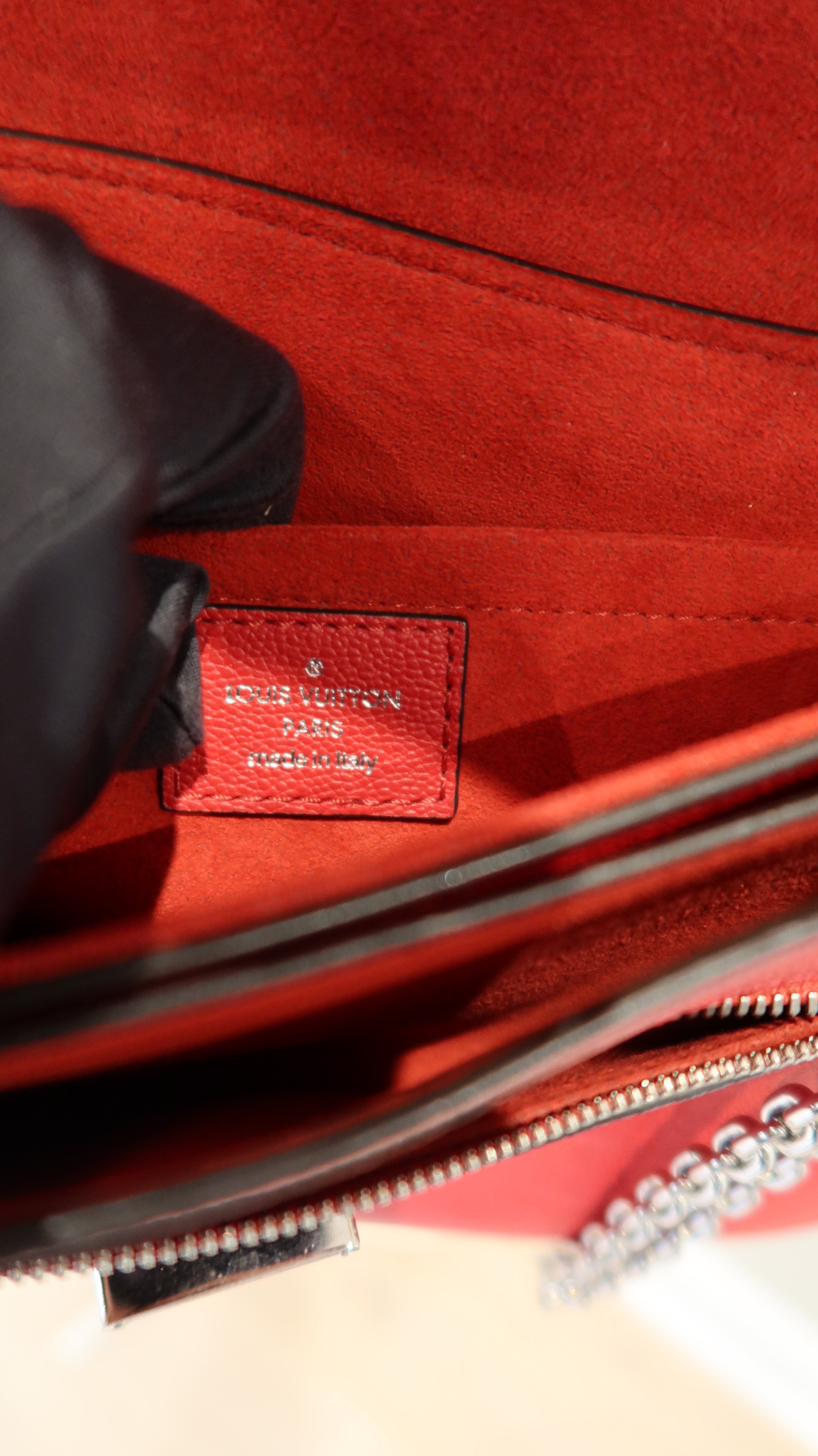 Louis Vuitton Very Messenger Bag