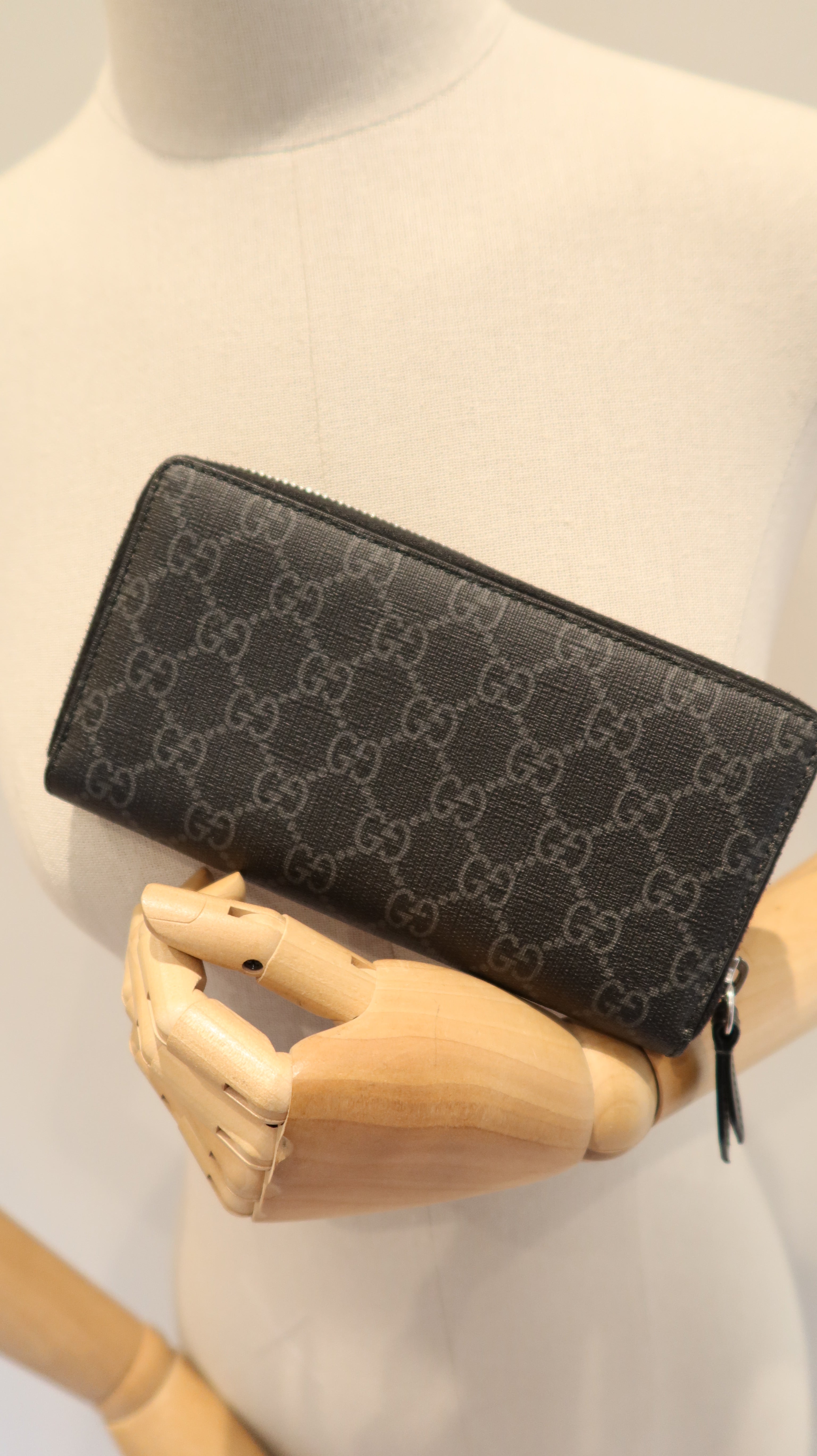 Gucci Continental Wallet