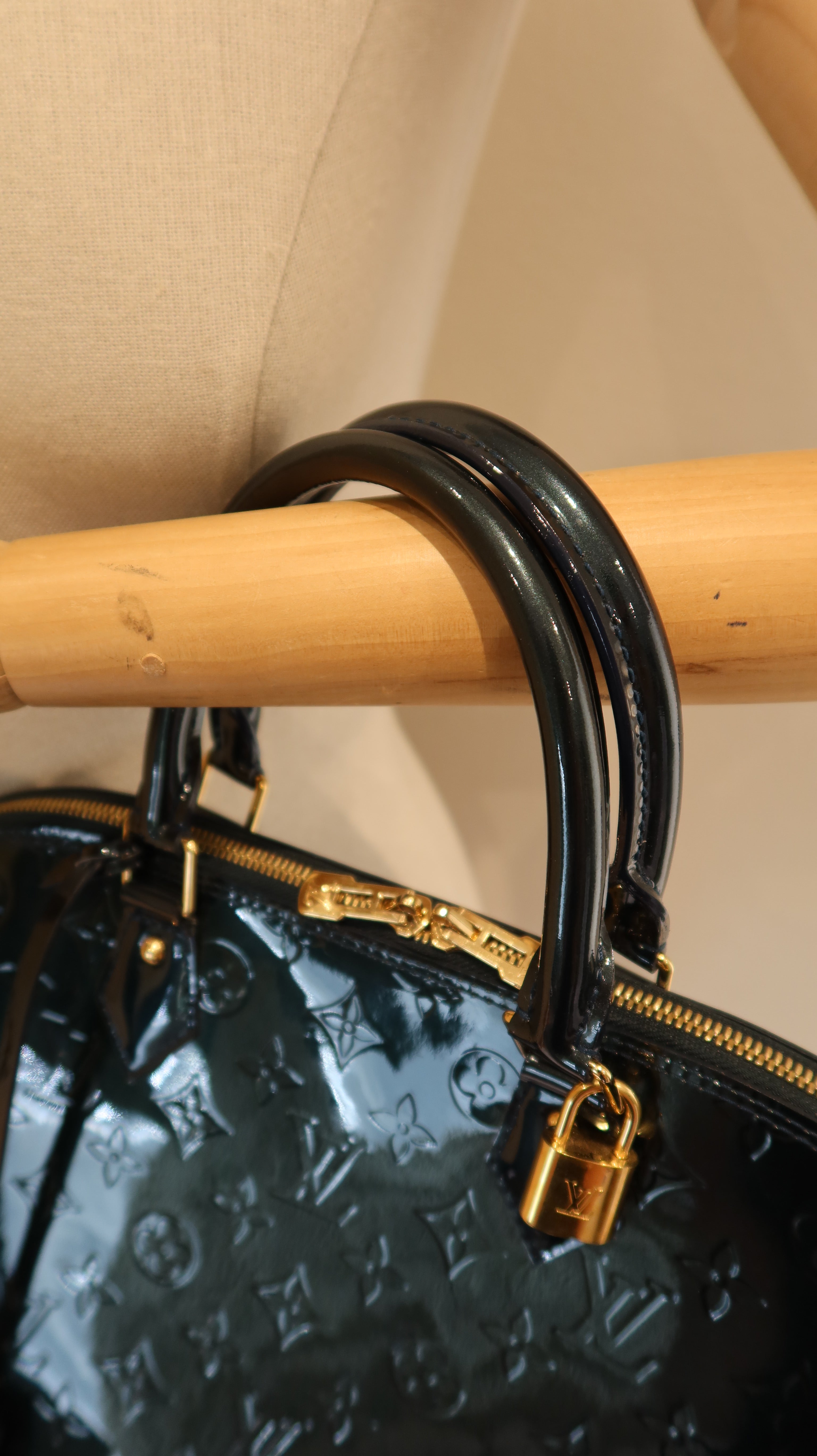 Louis Vuitton Alma GM