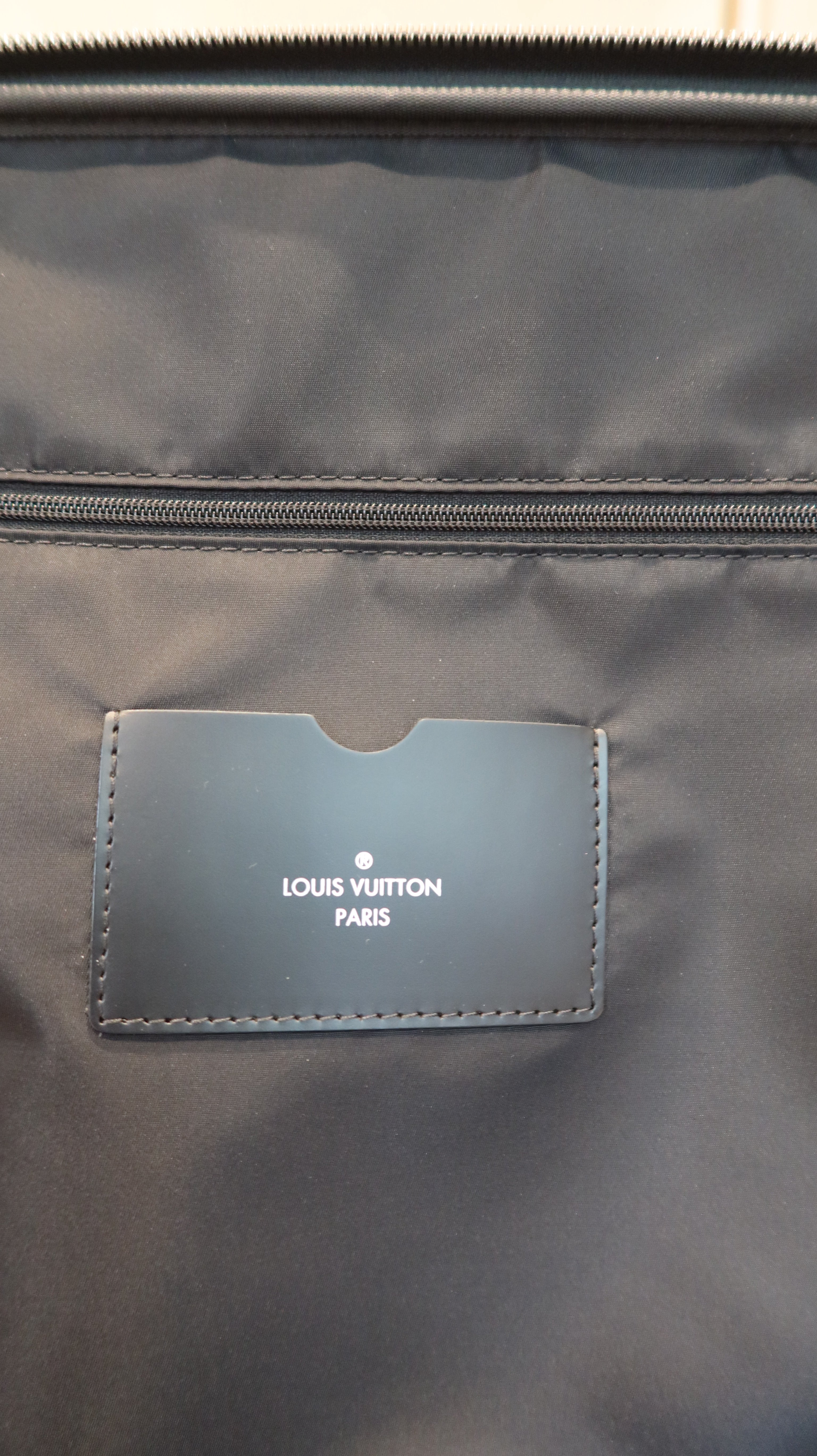 Louis Vuitton Pegase 55 Luggage Case