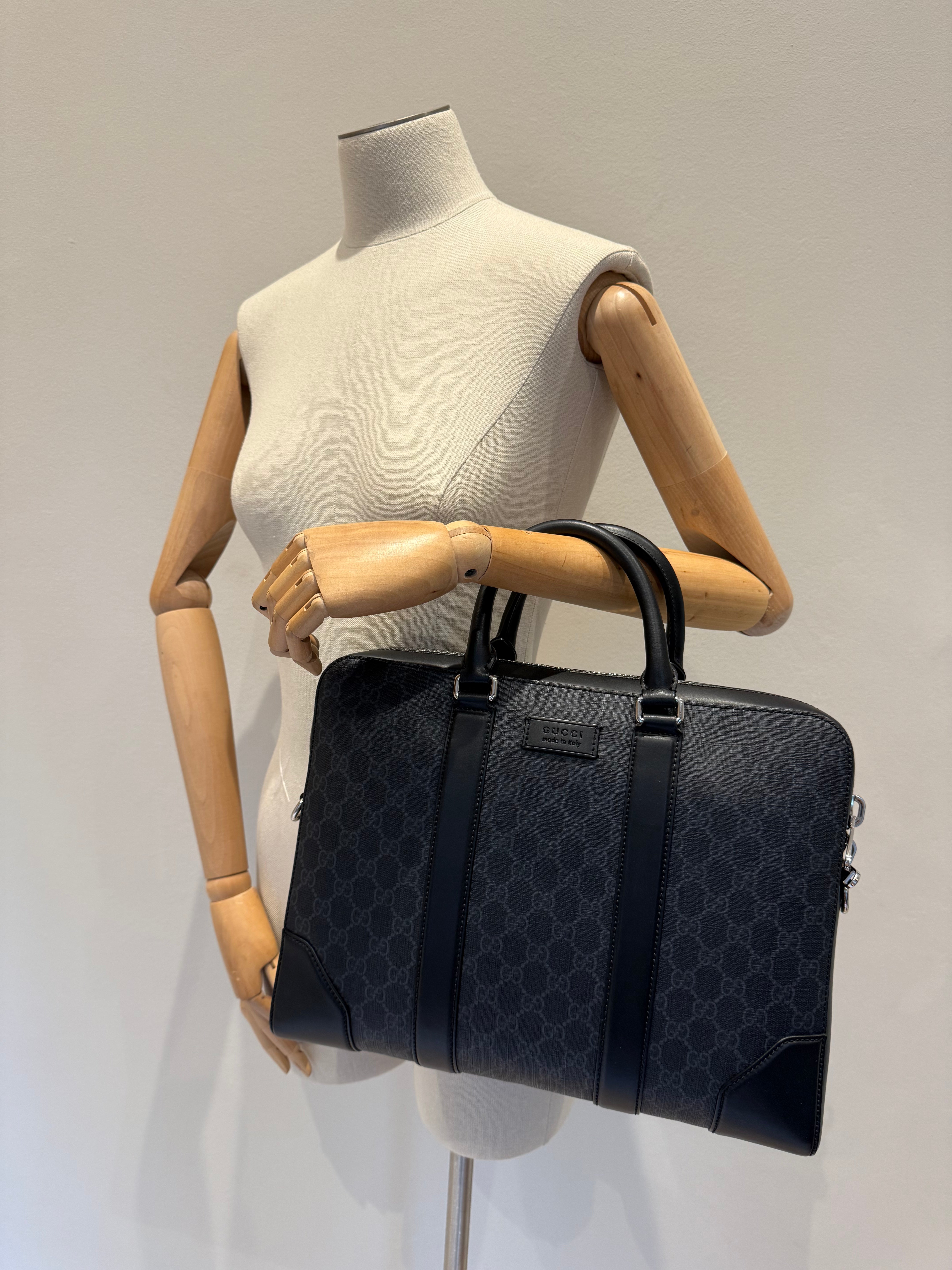 Gucci Supreme Black Briefcase *Full Set*
