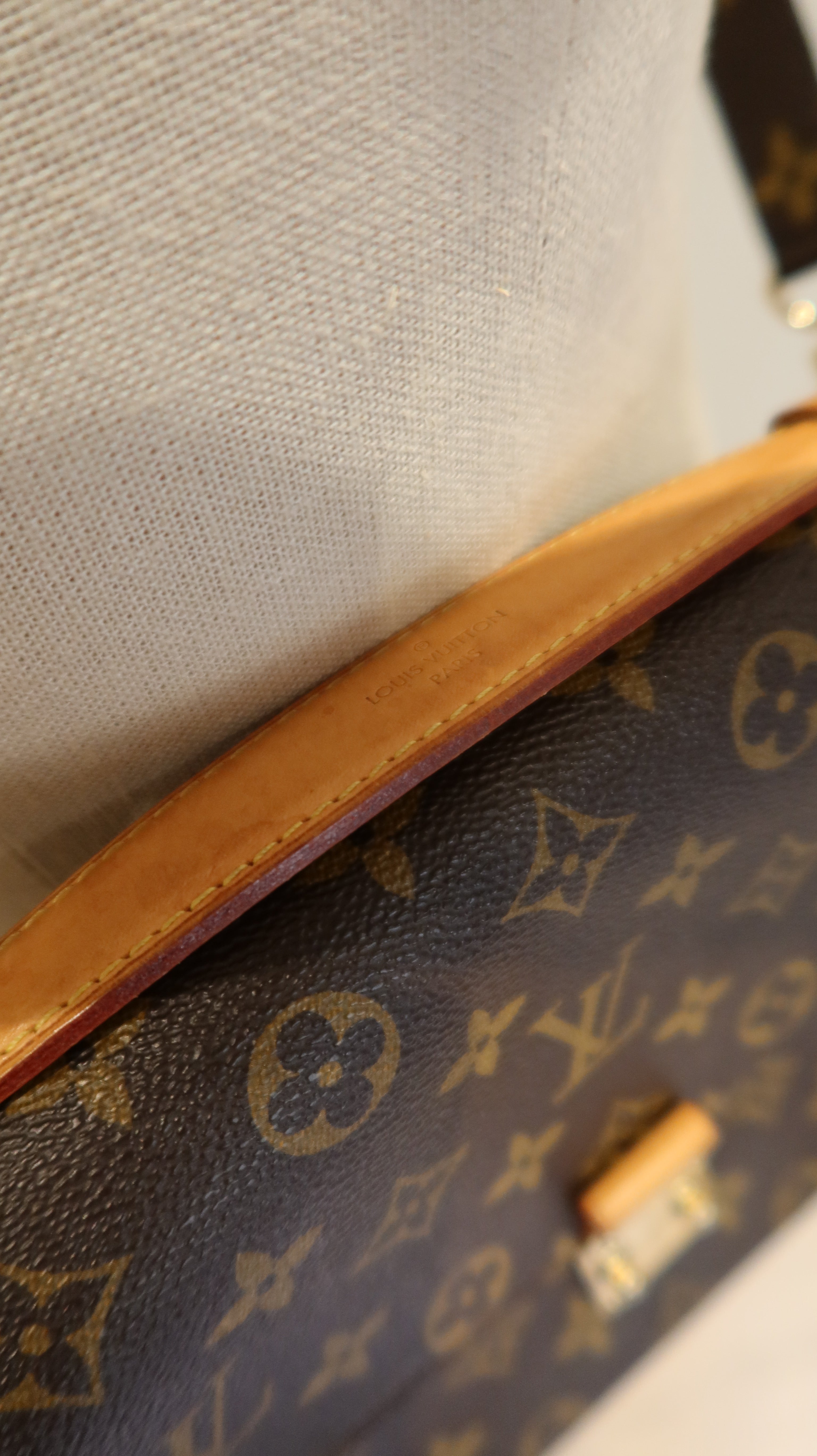 Louis Vuitton Pochette Metis