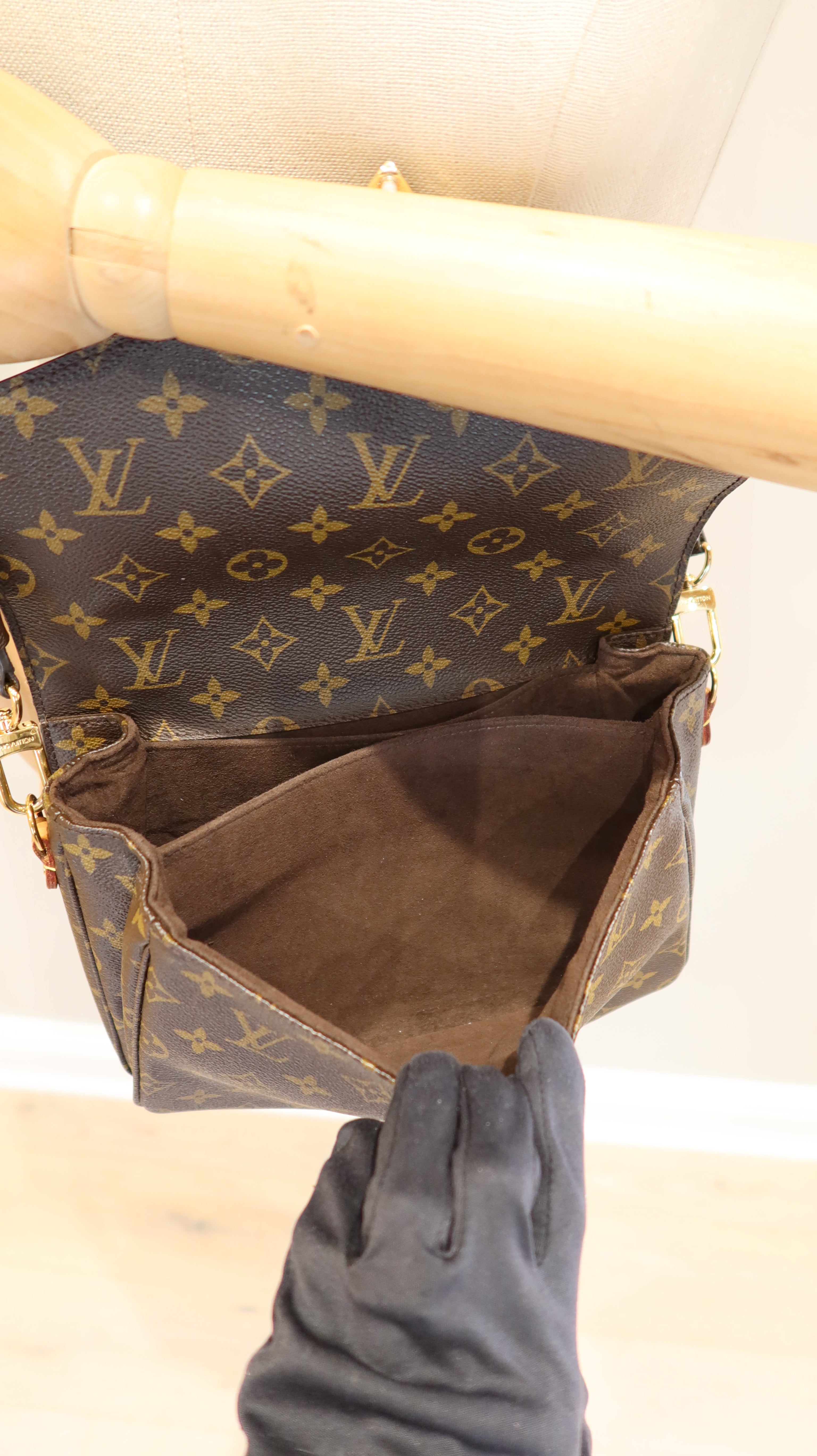 Louis Vuitton Pochette Metis