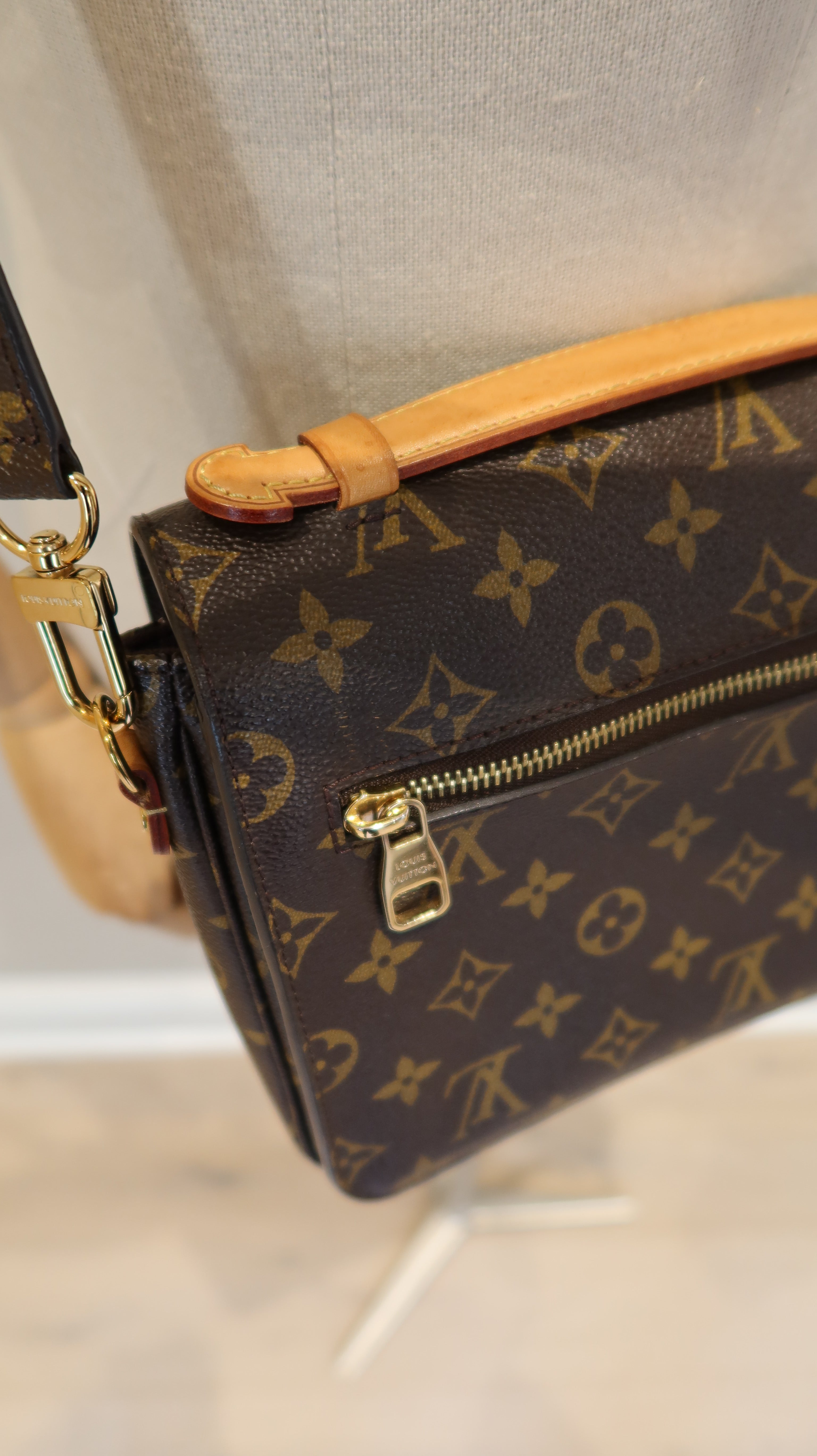 Louis Vuitton Pochette Metis