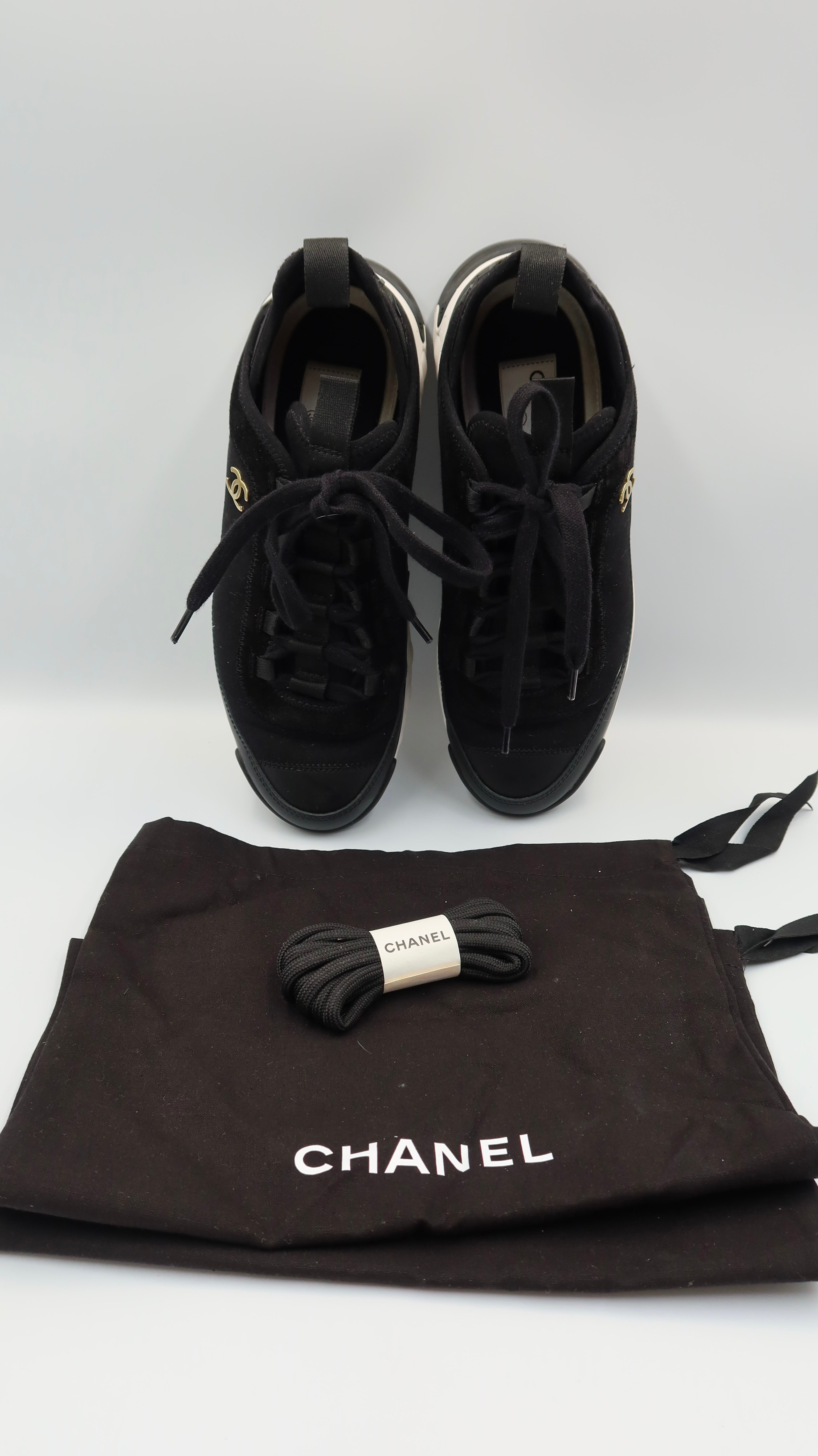 Chanel Sneakers (EU37)