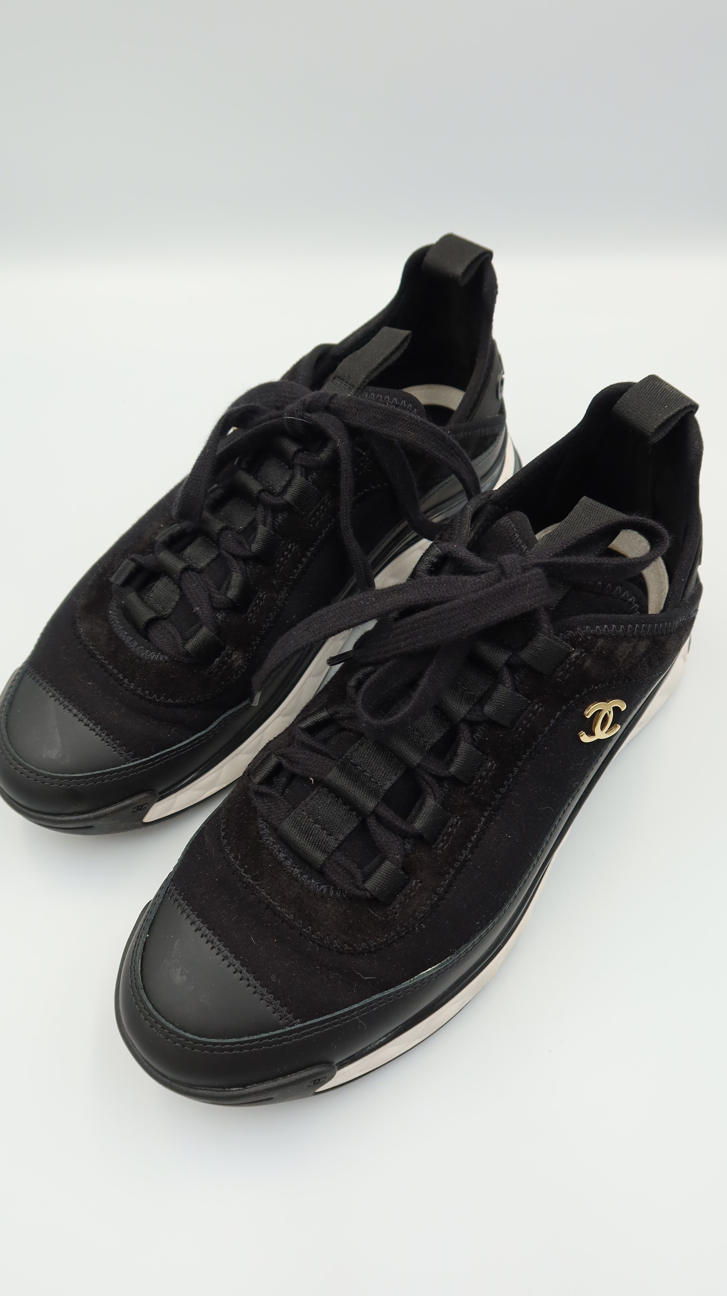 Chanel Sneakers (EU37)