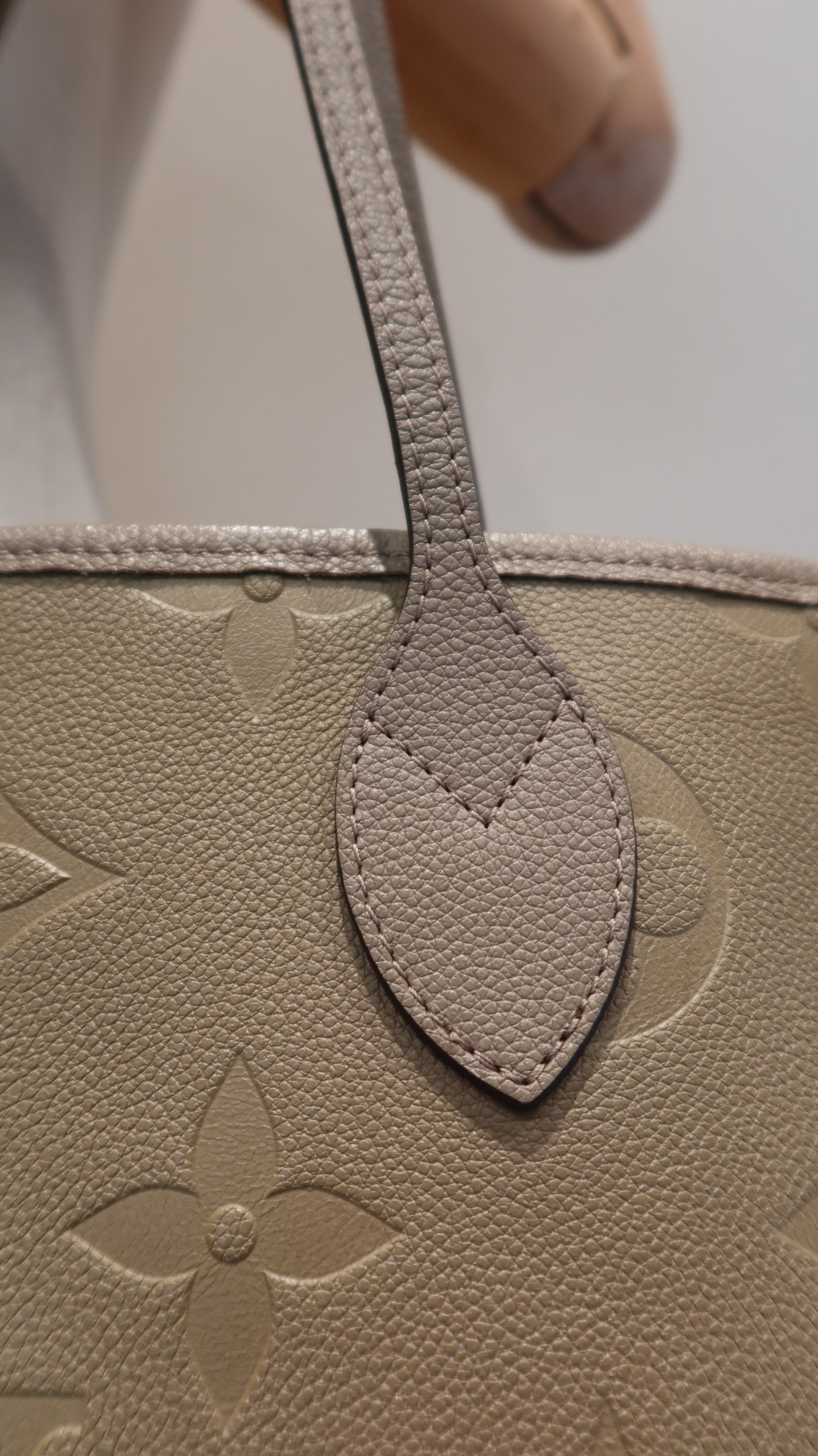 Louis Vuitton Neverfull MM