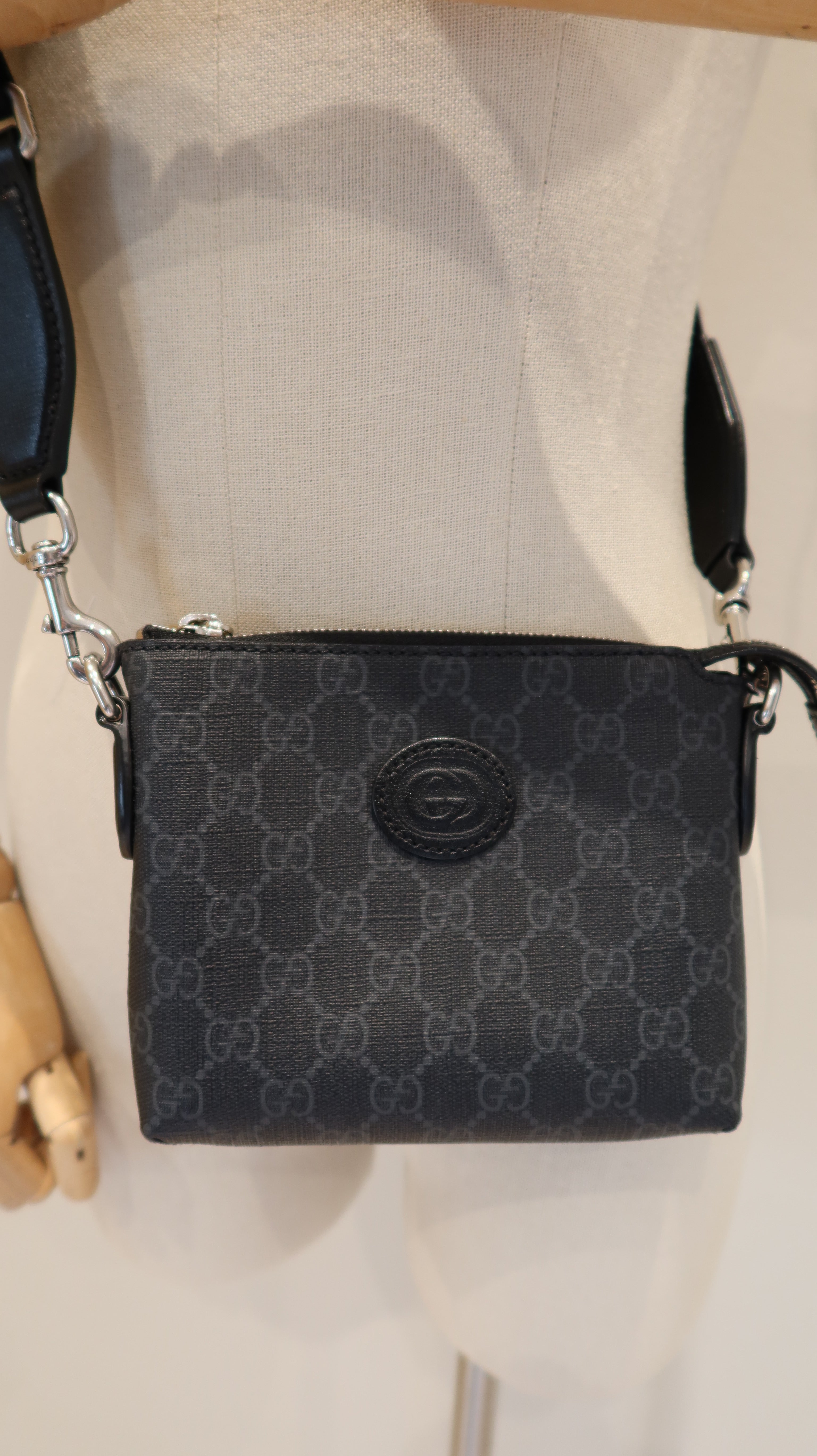 Gucci Supreme Shoulder Bag