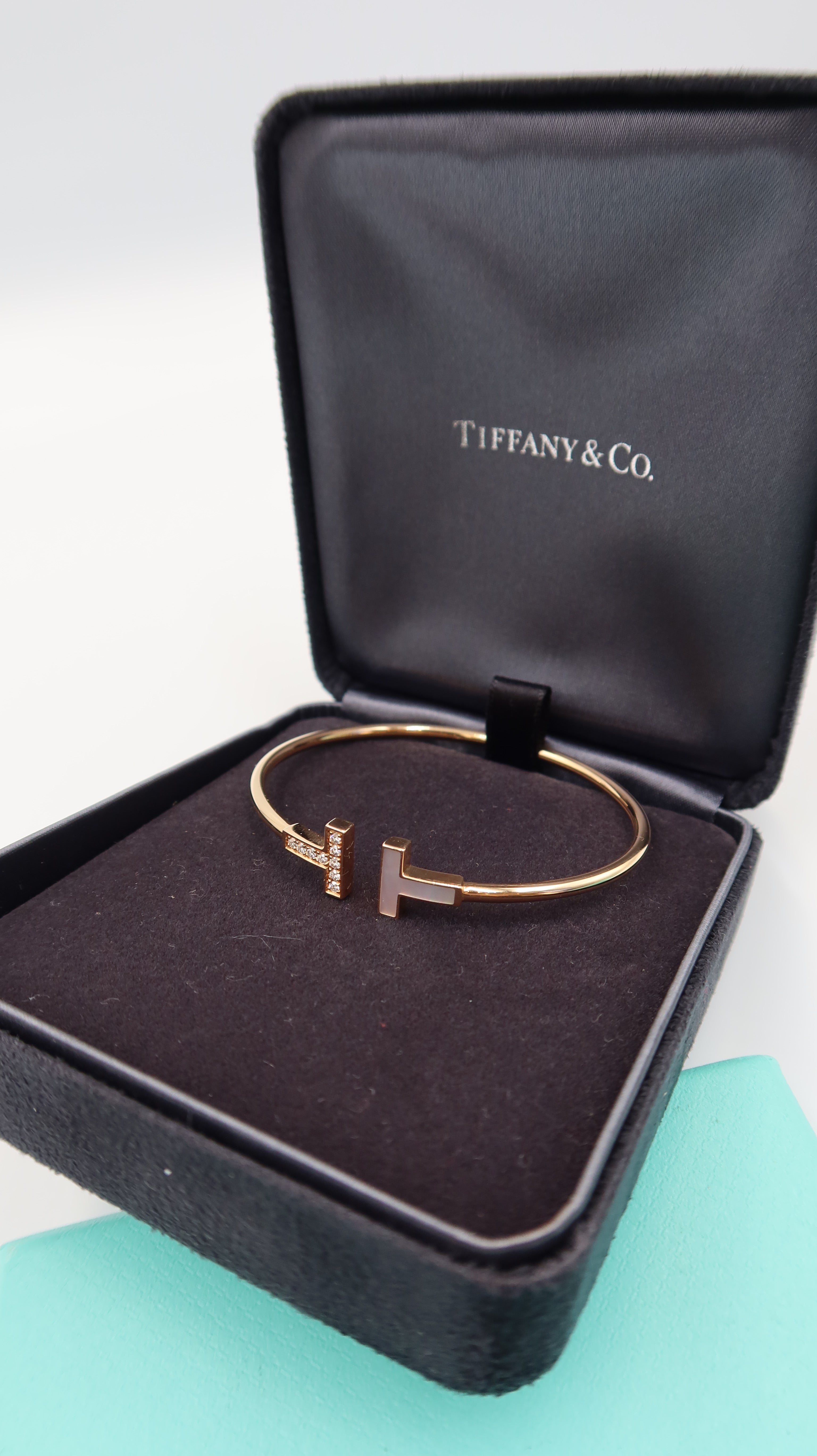 Tiffany & Co Tiffany T Bracelet (RG with Mother of Pearl & Diamonds)