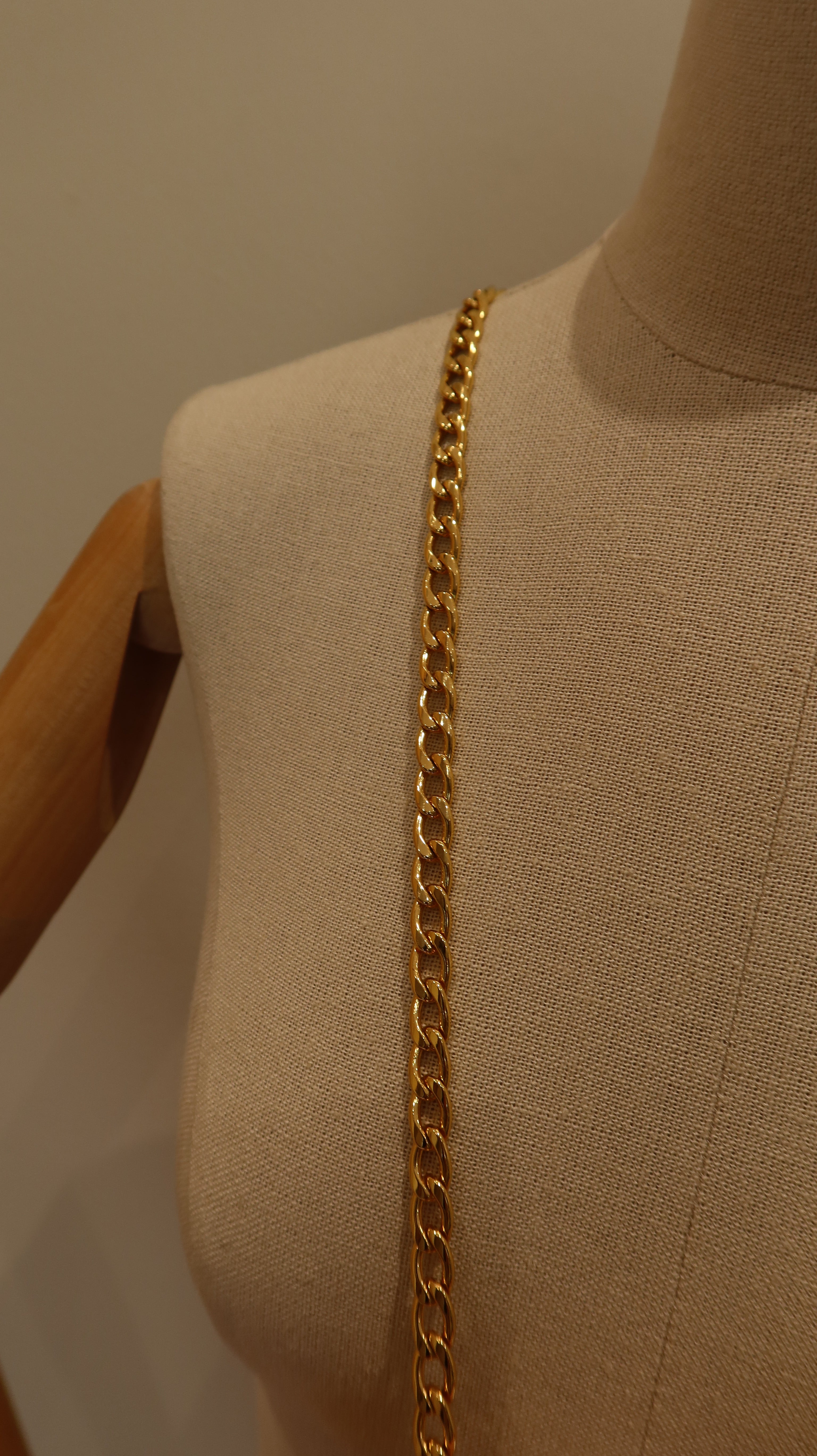 Prada Wallet On Chain