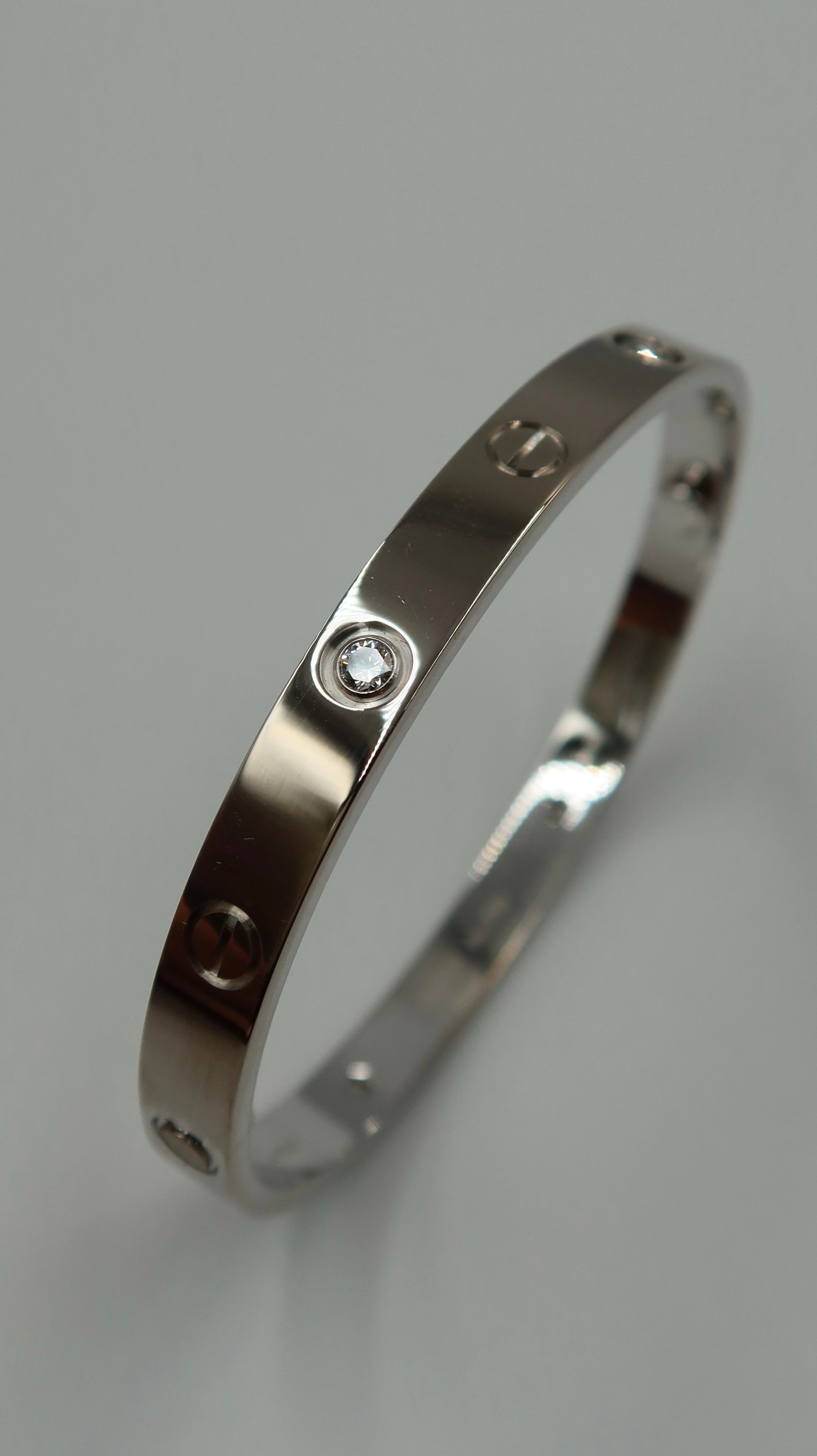 Cartier Love Bracelet Half Diamonds (WG/18)