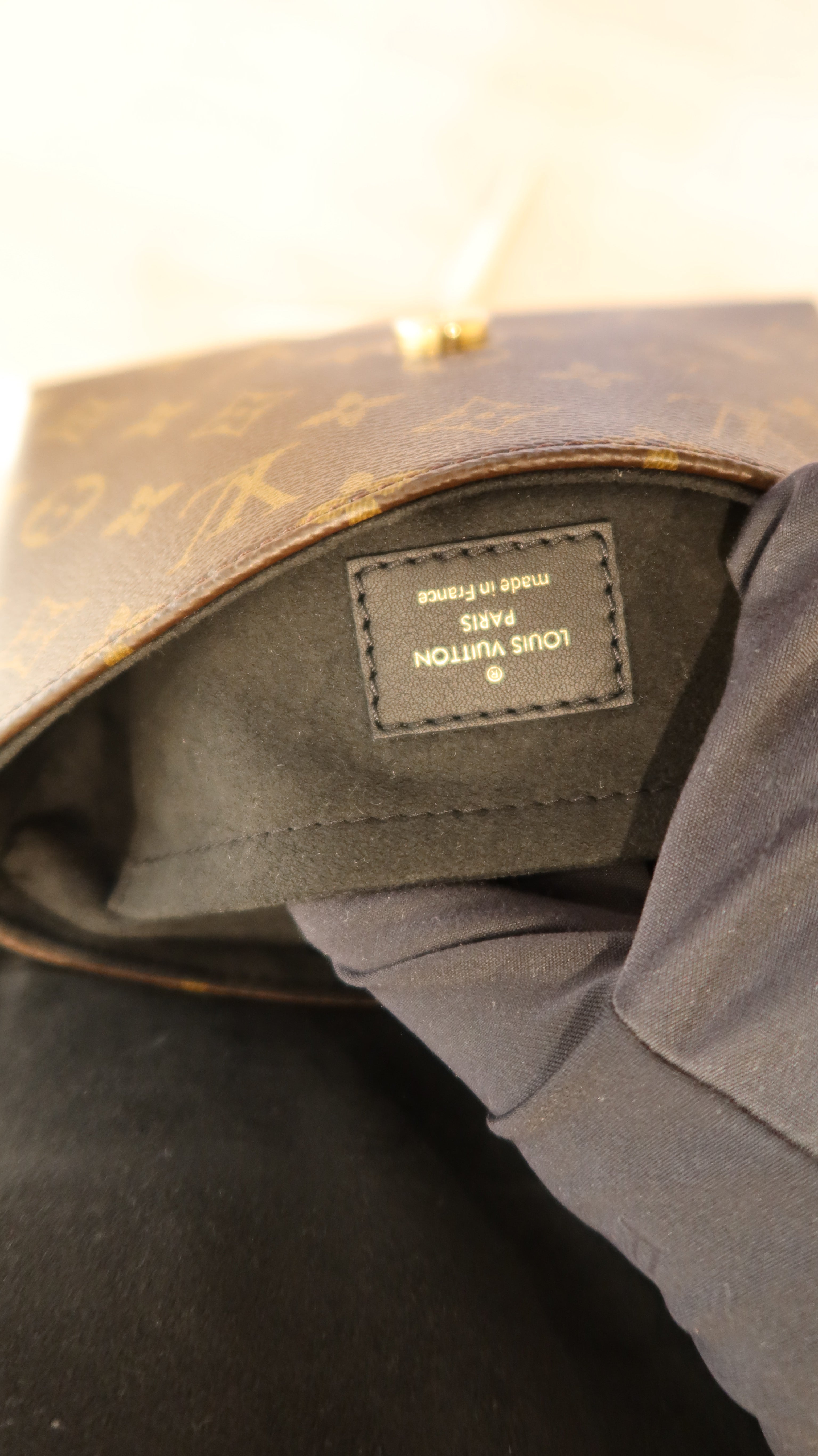 Louis Vuitton Locky BB Bag