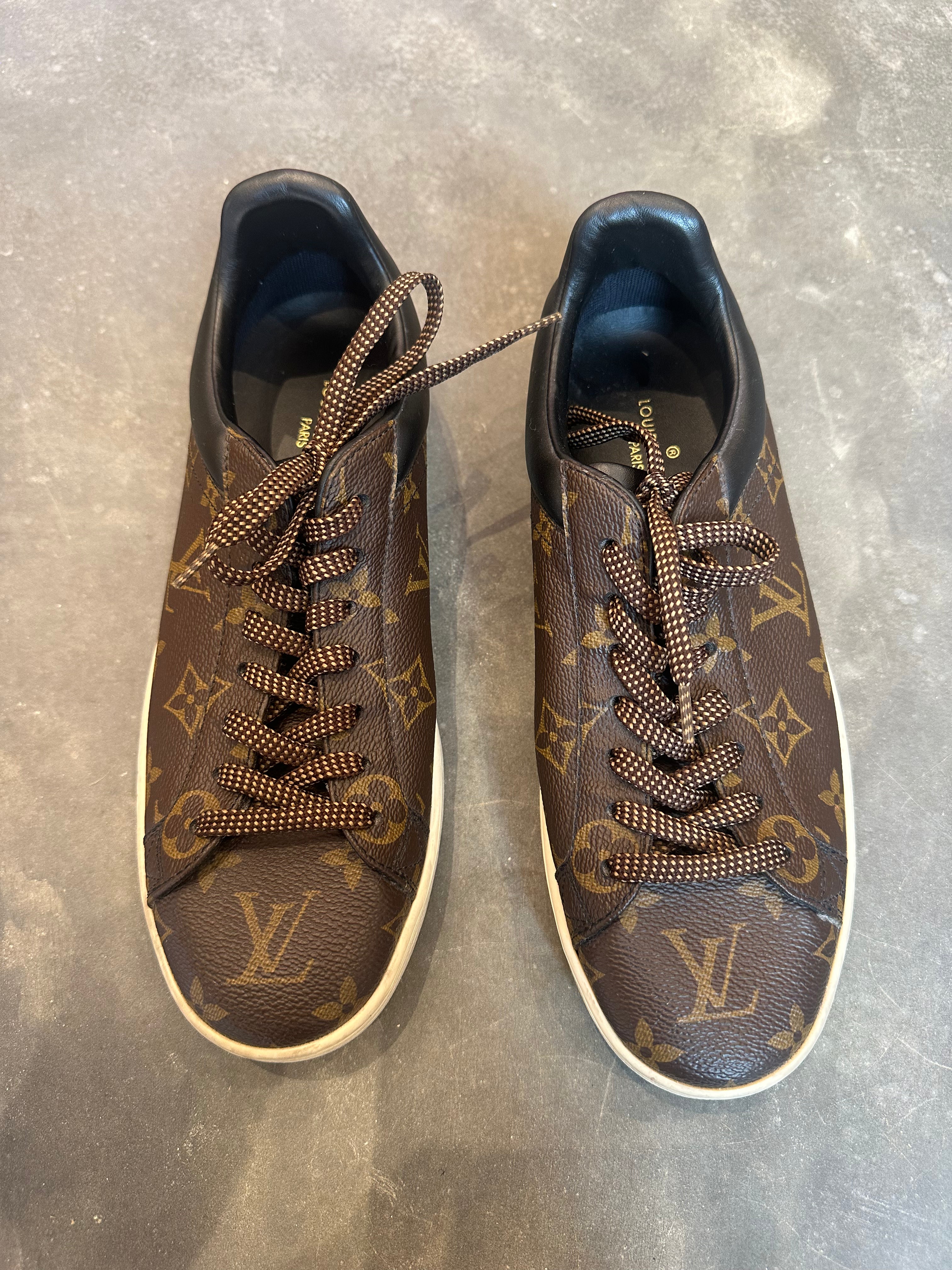 Louis Vuitton Sneakers (EU38)