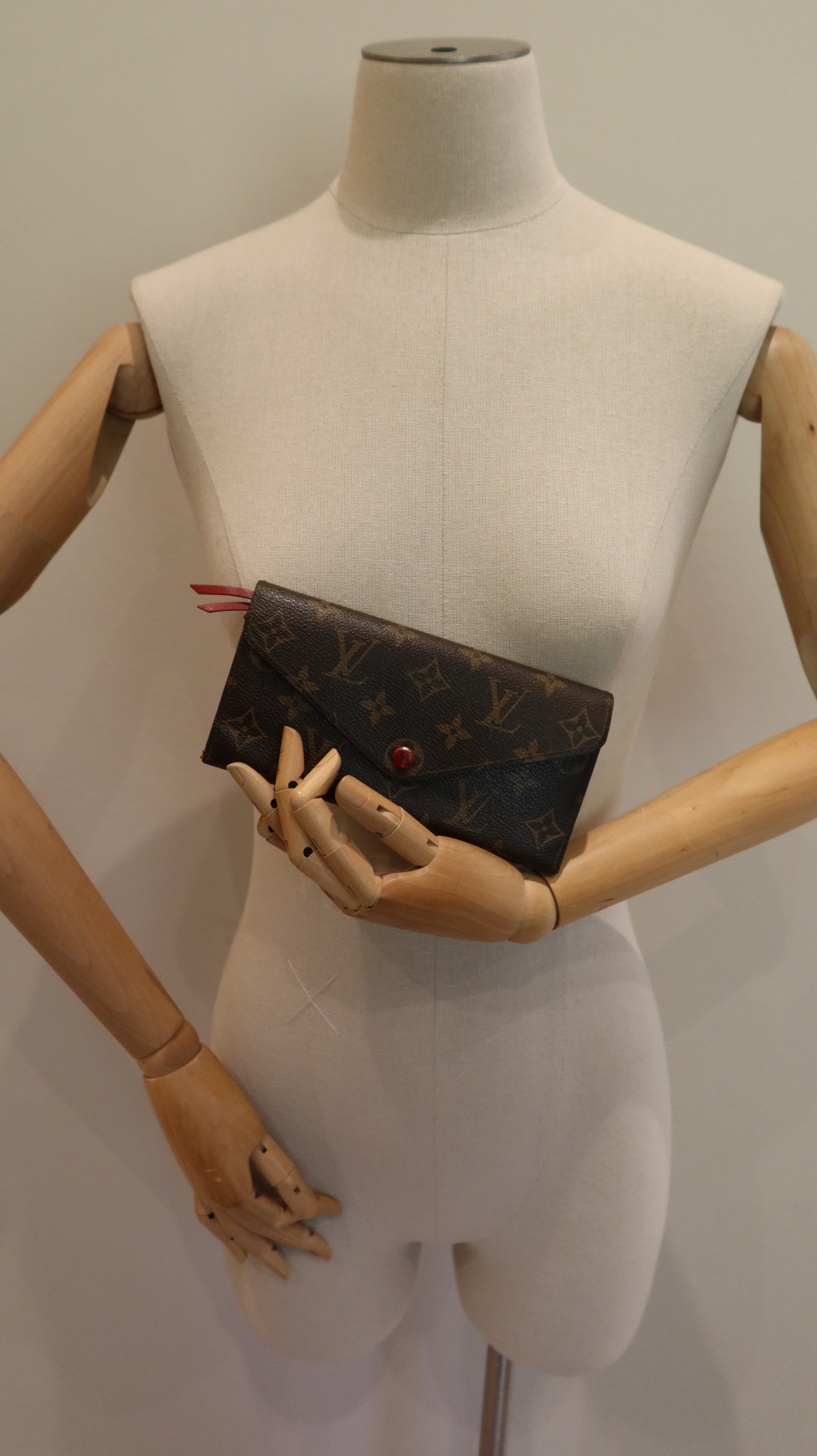 Louis Vuitton Josephine Wallet