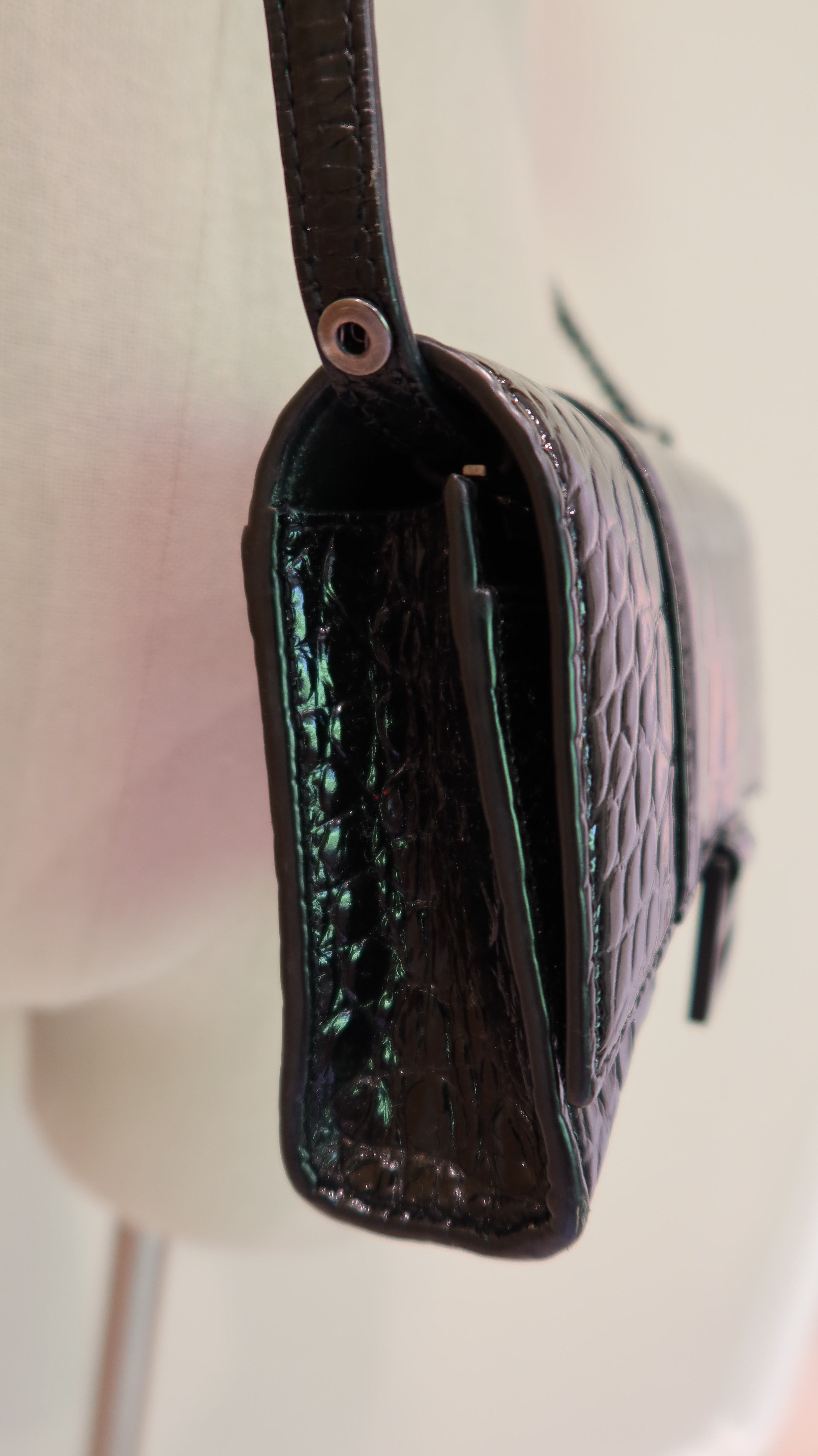 Balenciaga Hourglass Wallet On Chain