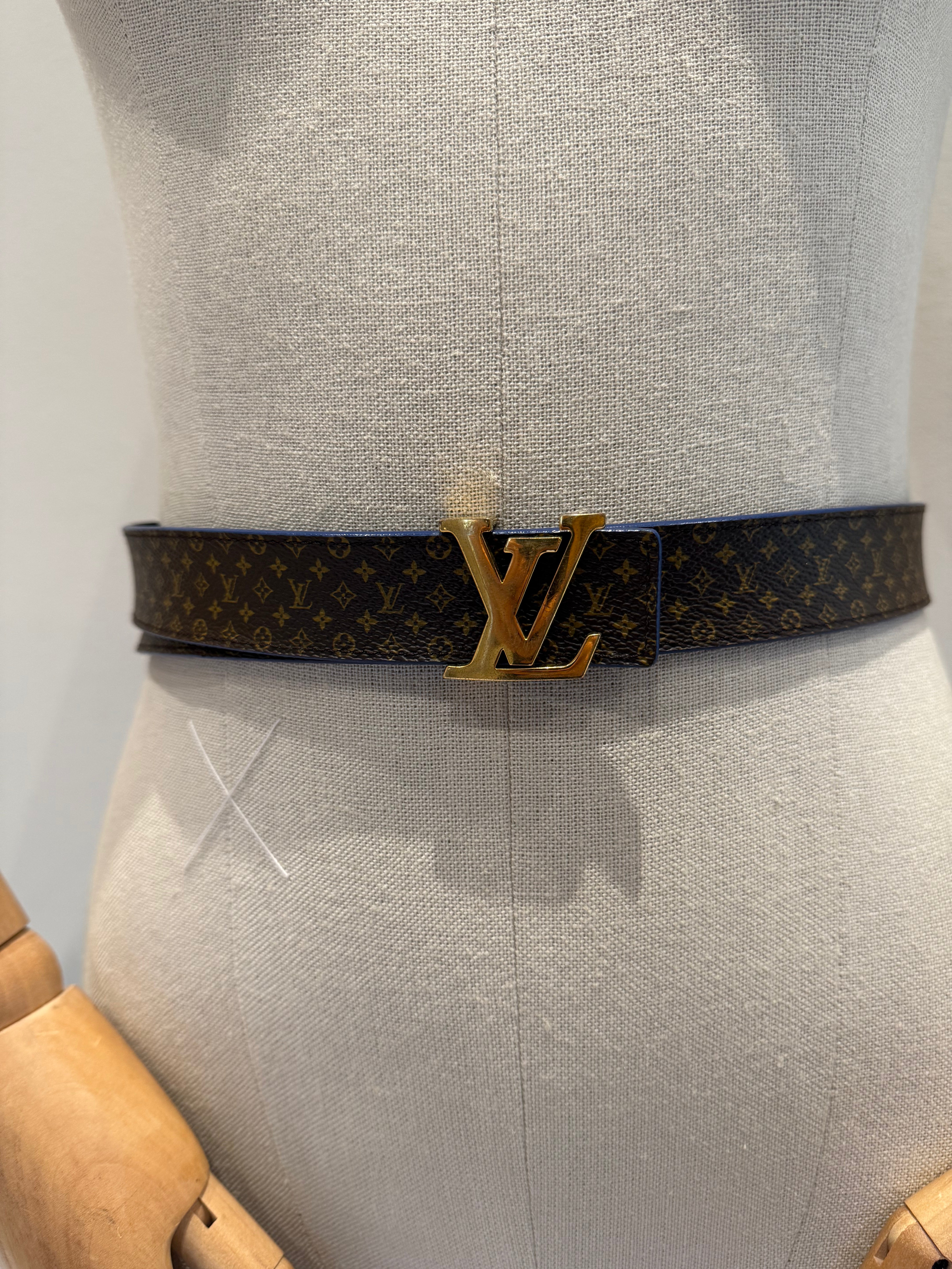 Louis Vuitton Initiales Reversible Belt (90/36)