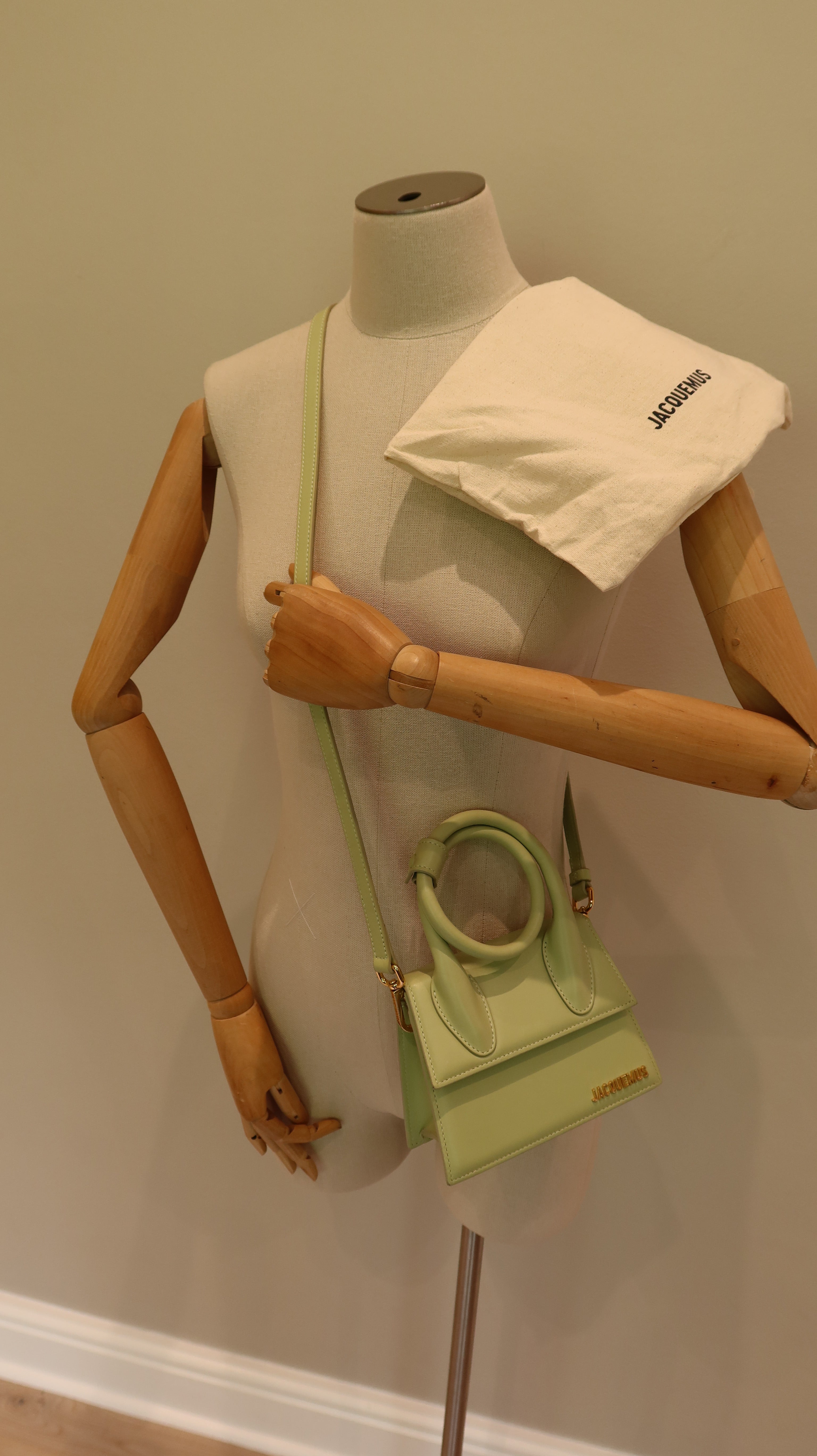 Jacque Mus Le Chiquito Noeud Bag