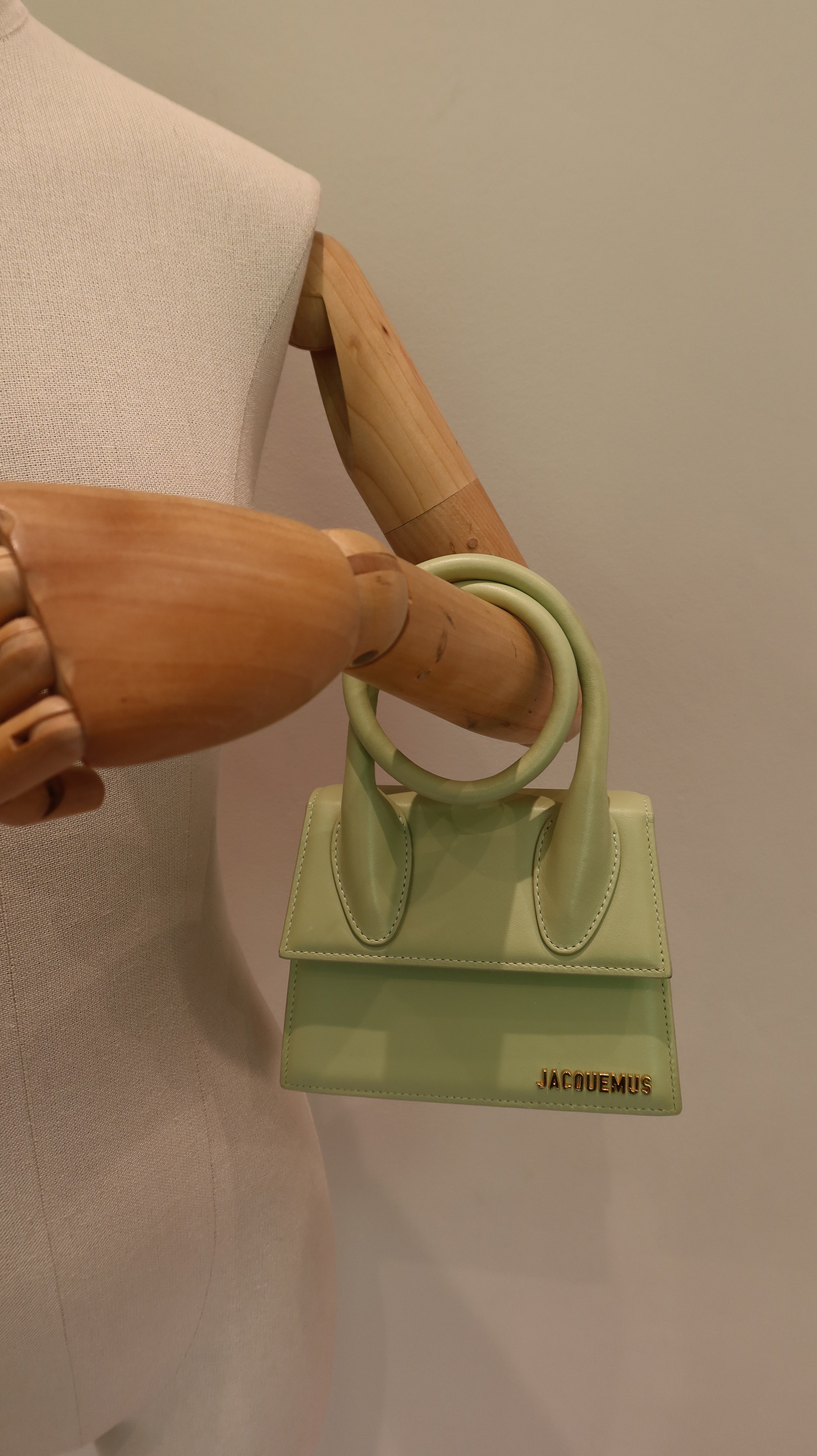 Jacque Mus Le Chiquito Noeud Bag