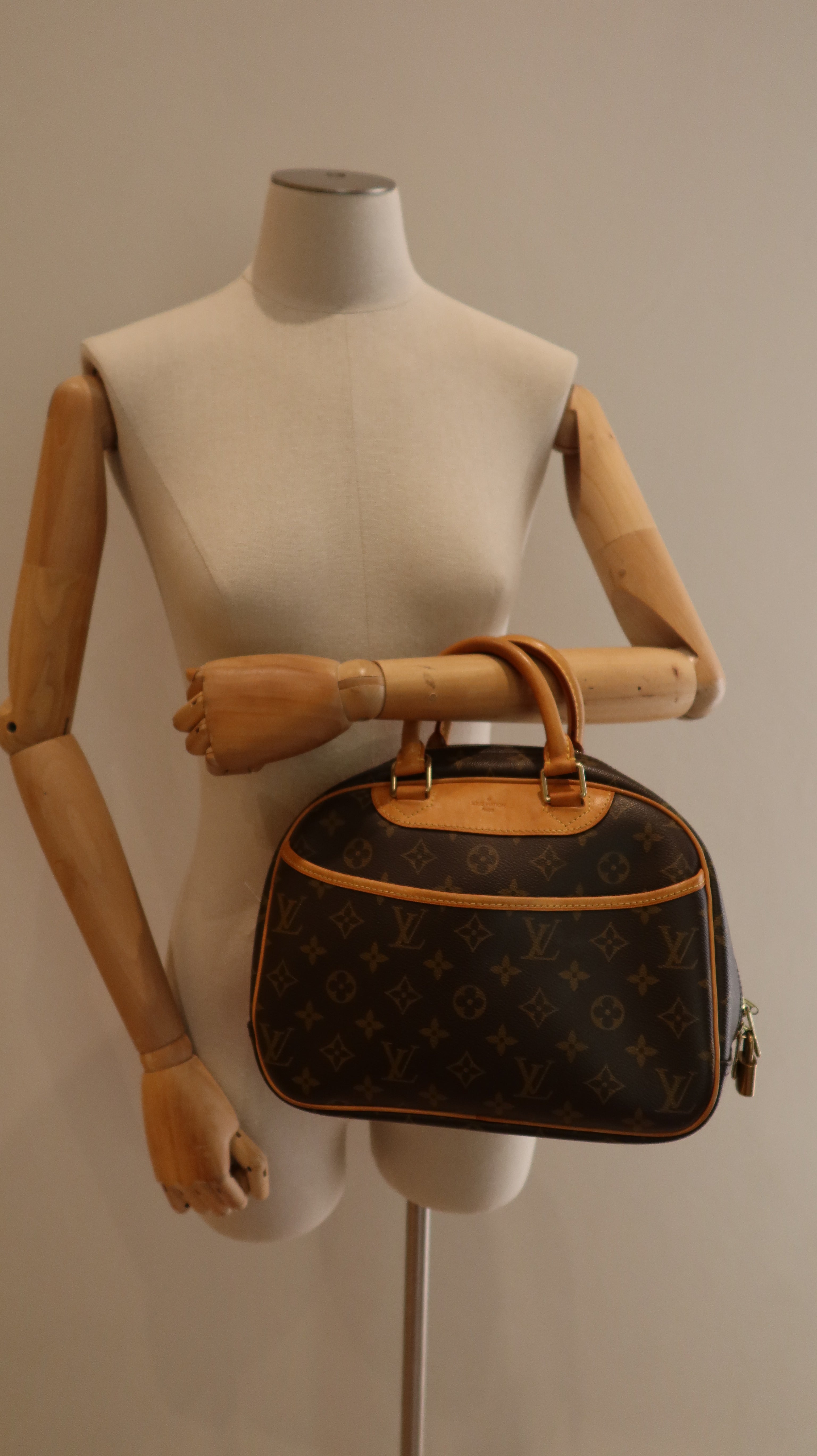 Louis Vuitton Trouville Bag