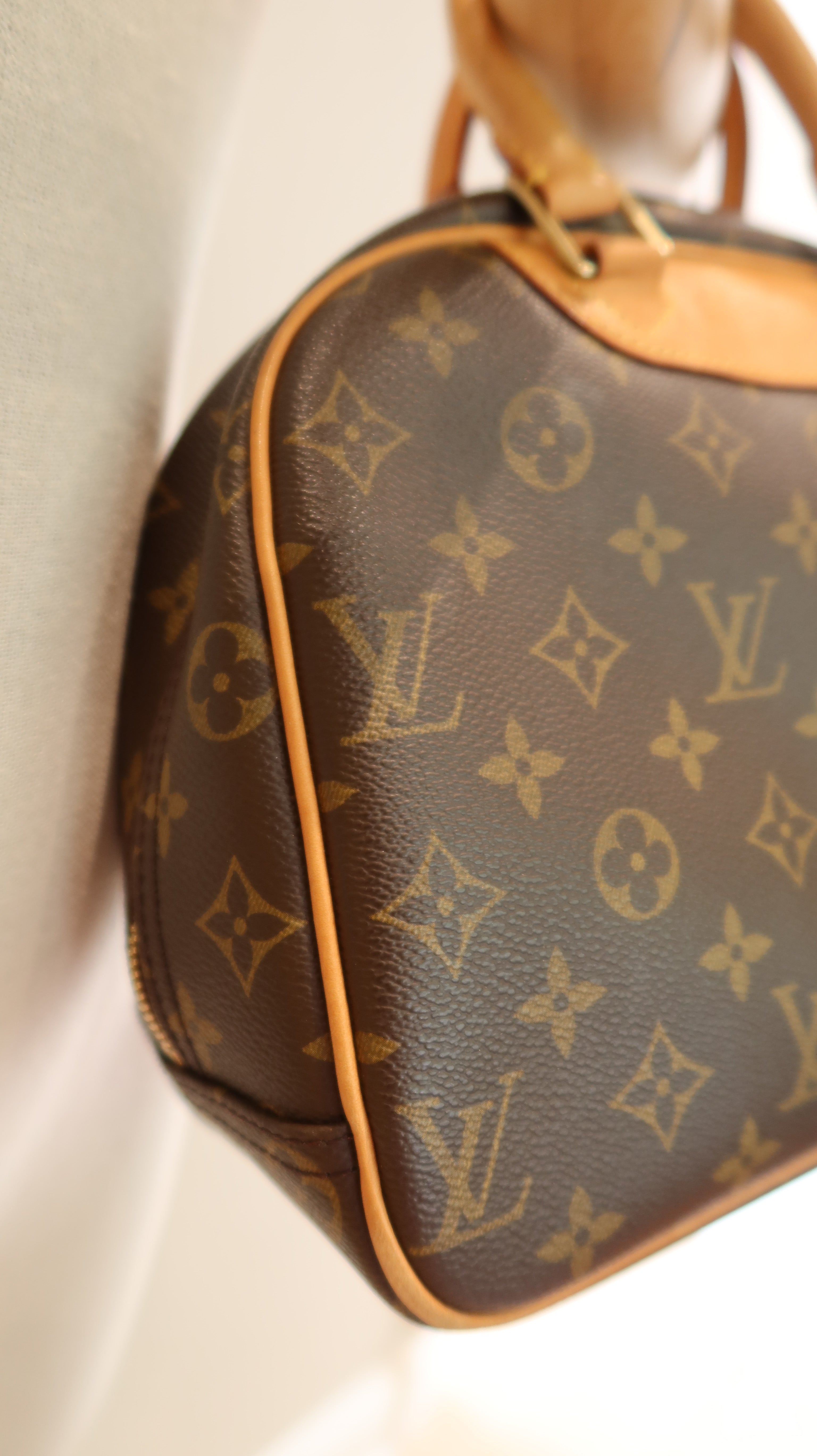 Louis Vuitton Trouville Bag