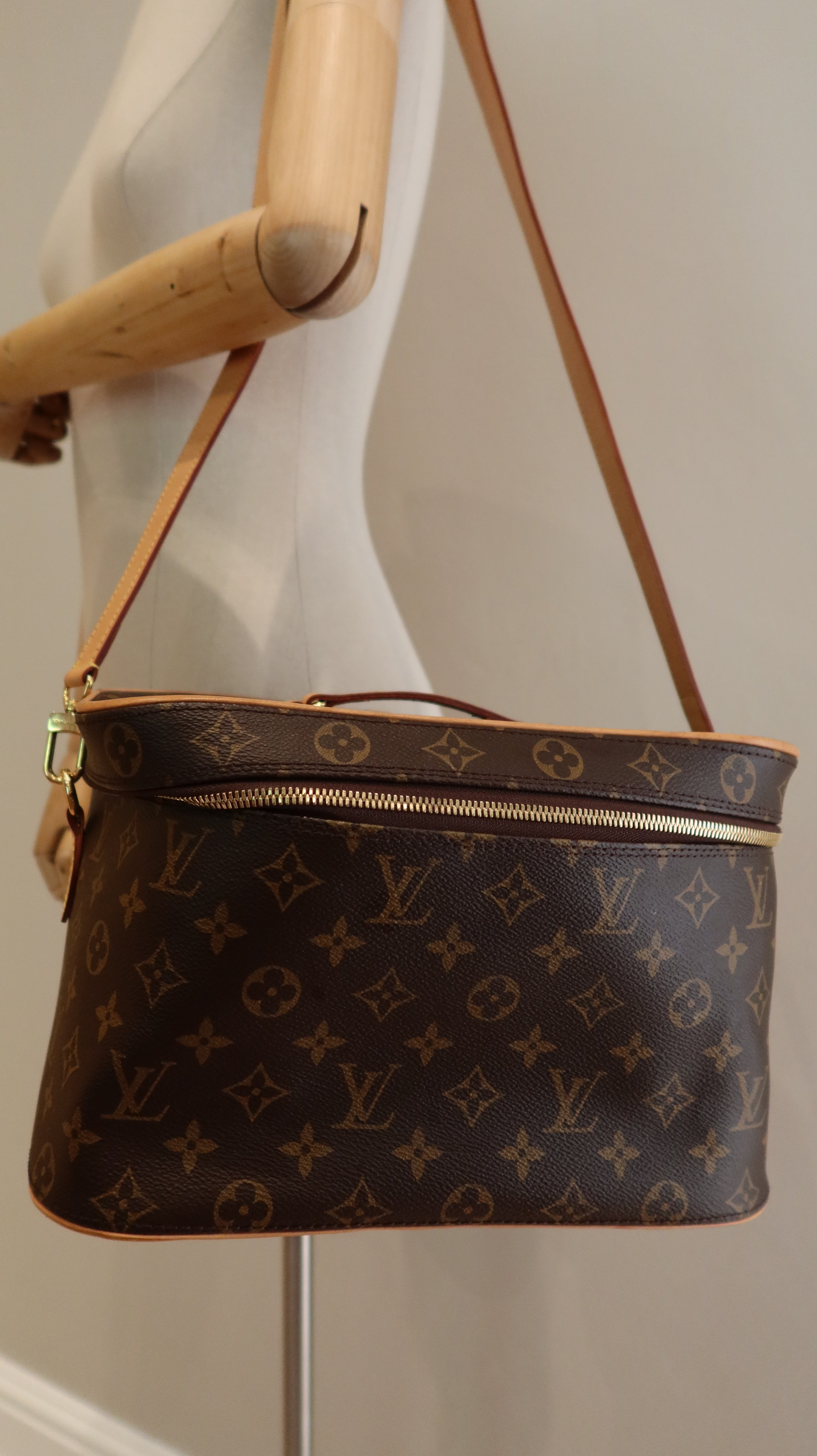 Louis Vuitton Nice Vanity Bag