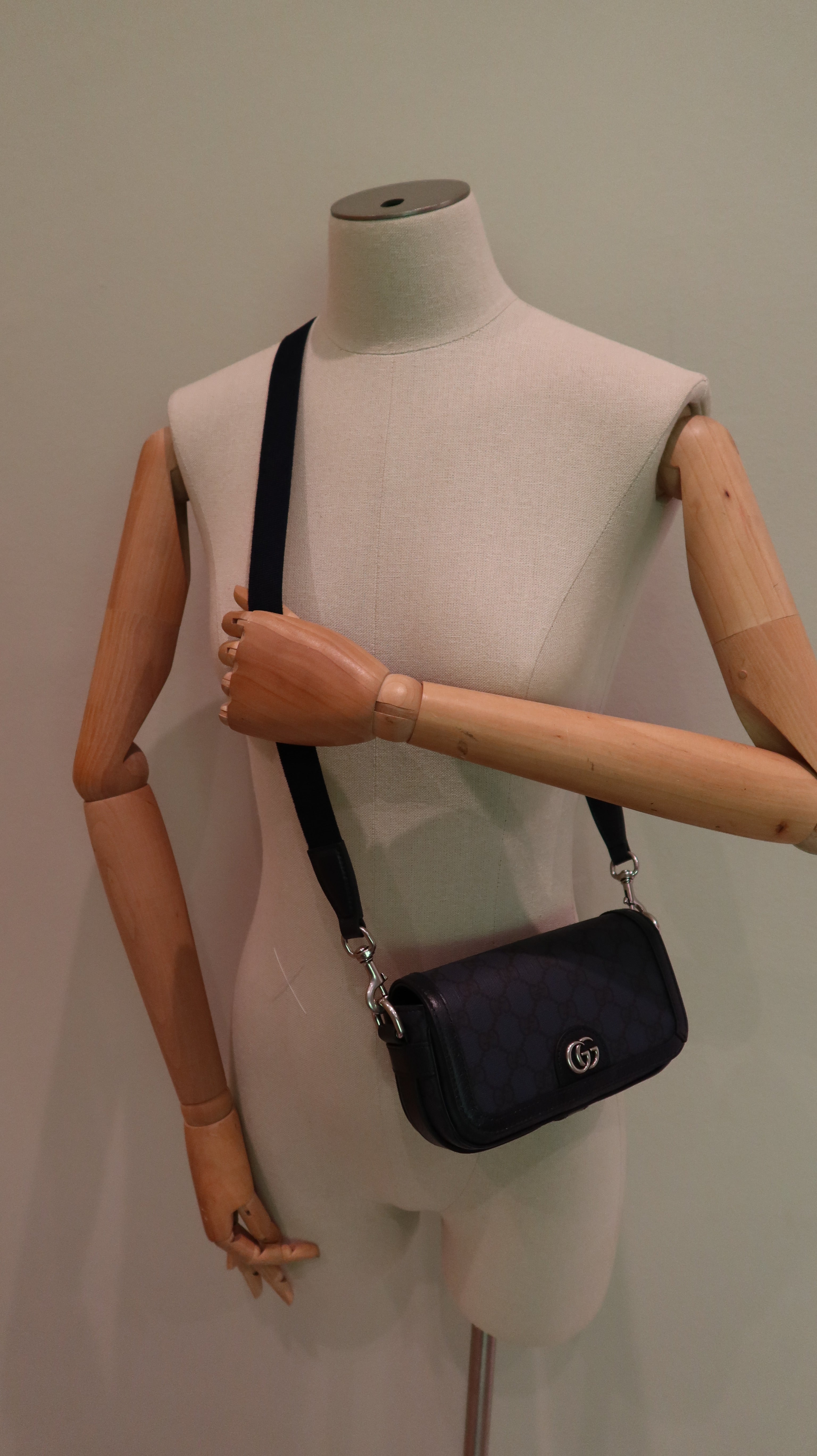 Gucci Ophidia Super Mini Bag