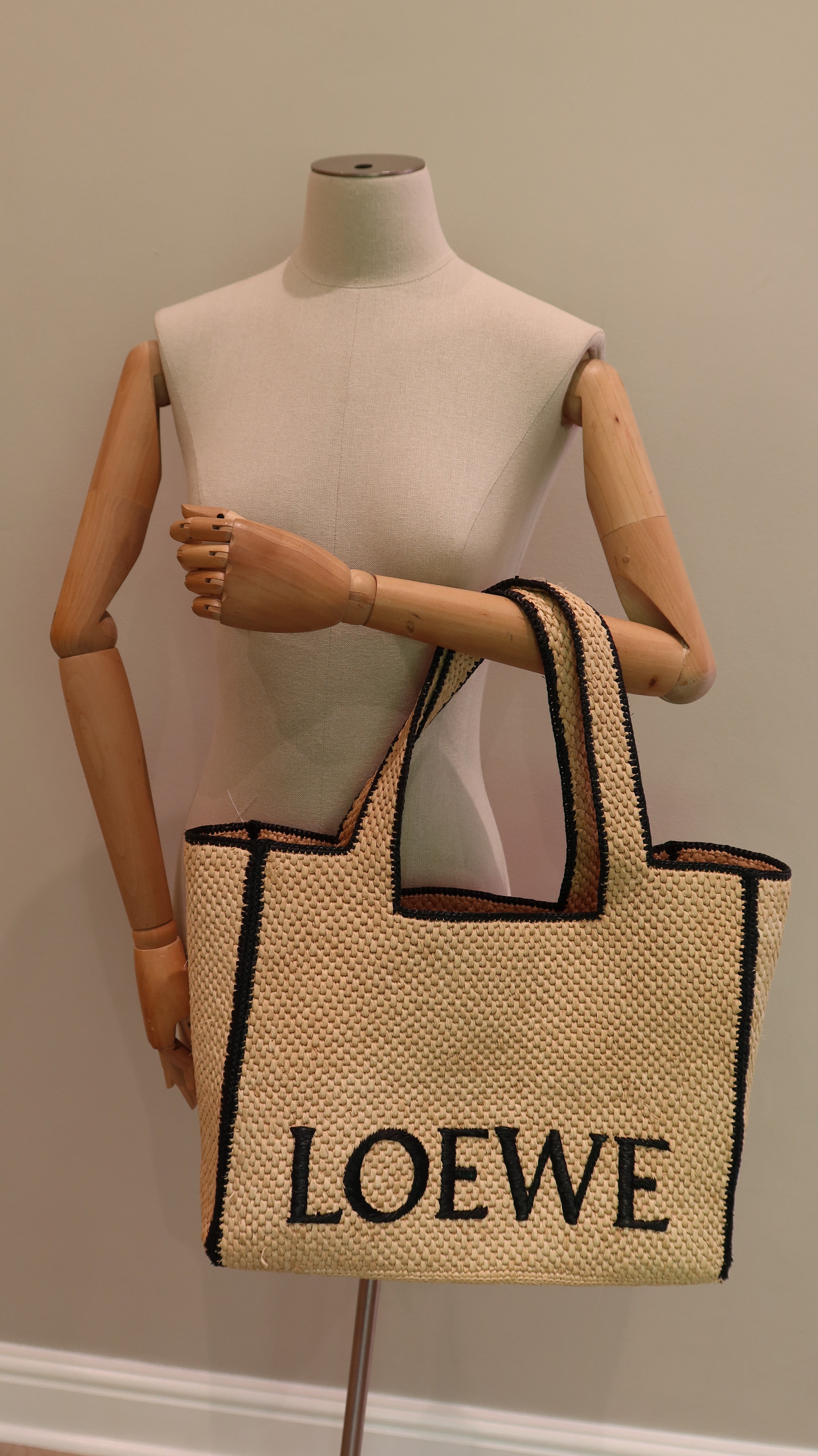 Loewe x Paula’s Tote Bag