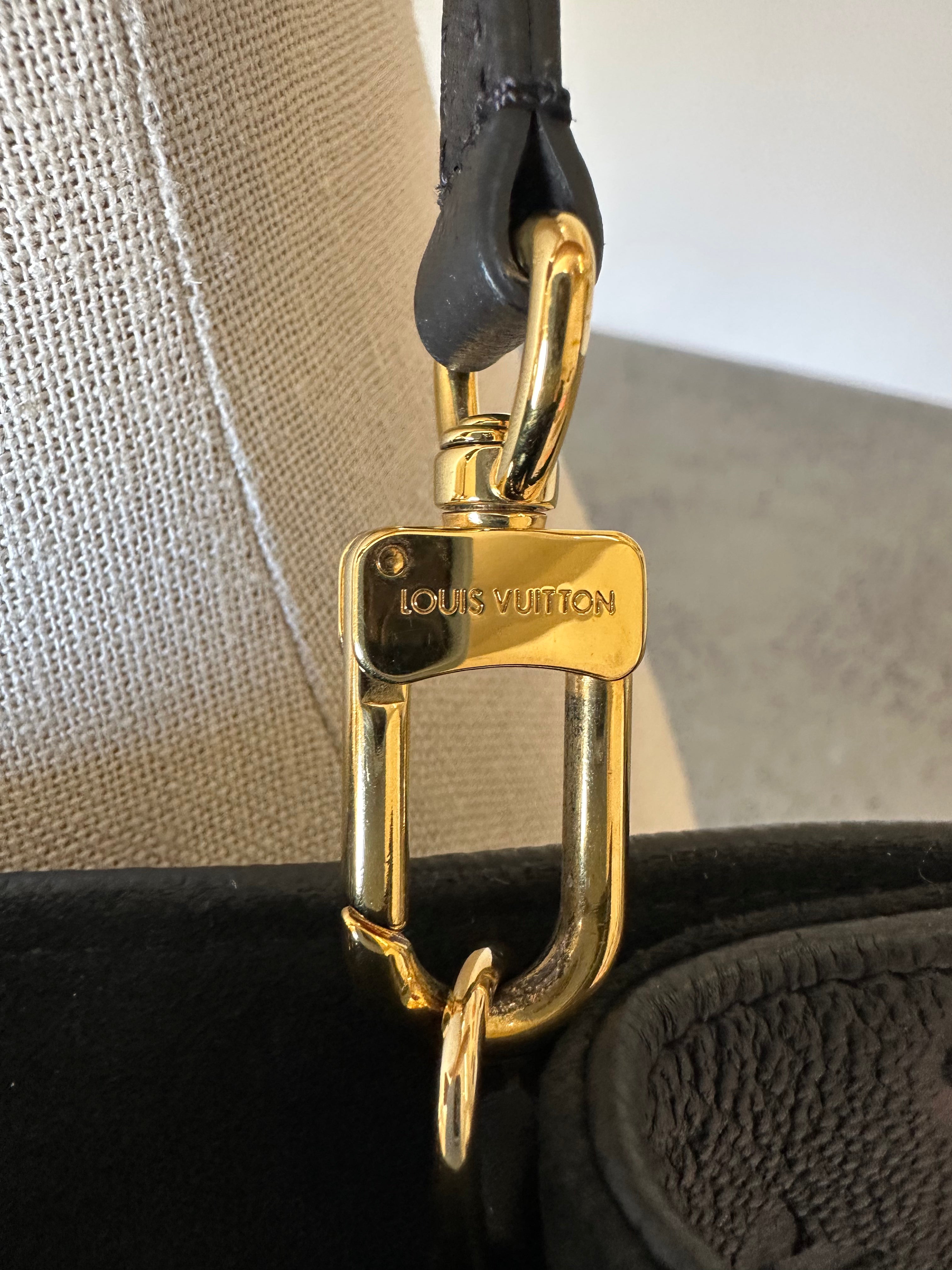 Louis Vuitton OnTheGo PM